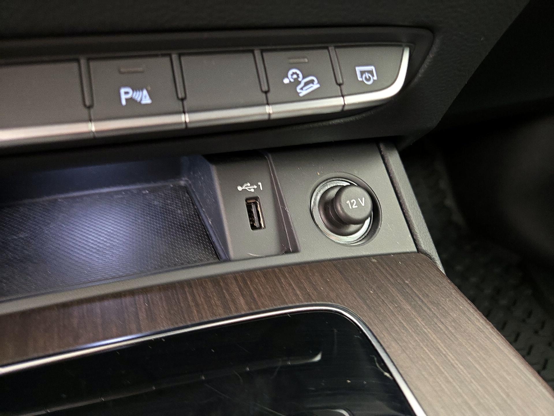 Thumbnail: 2023 Audi Q5 - 18