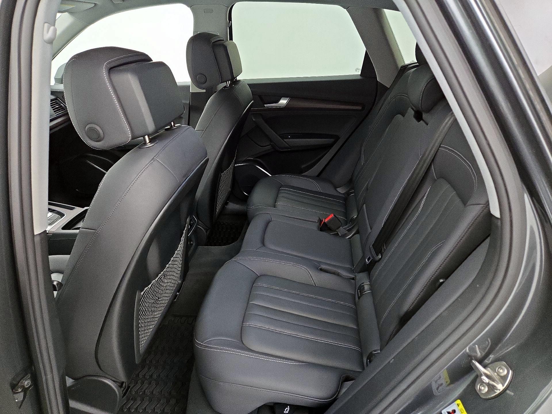 Thumbnail: 2023 Audi Q5 - 19