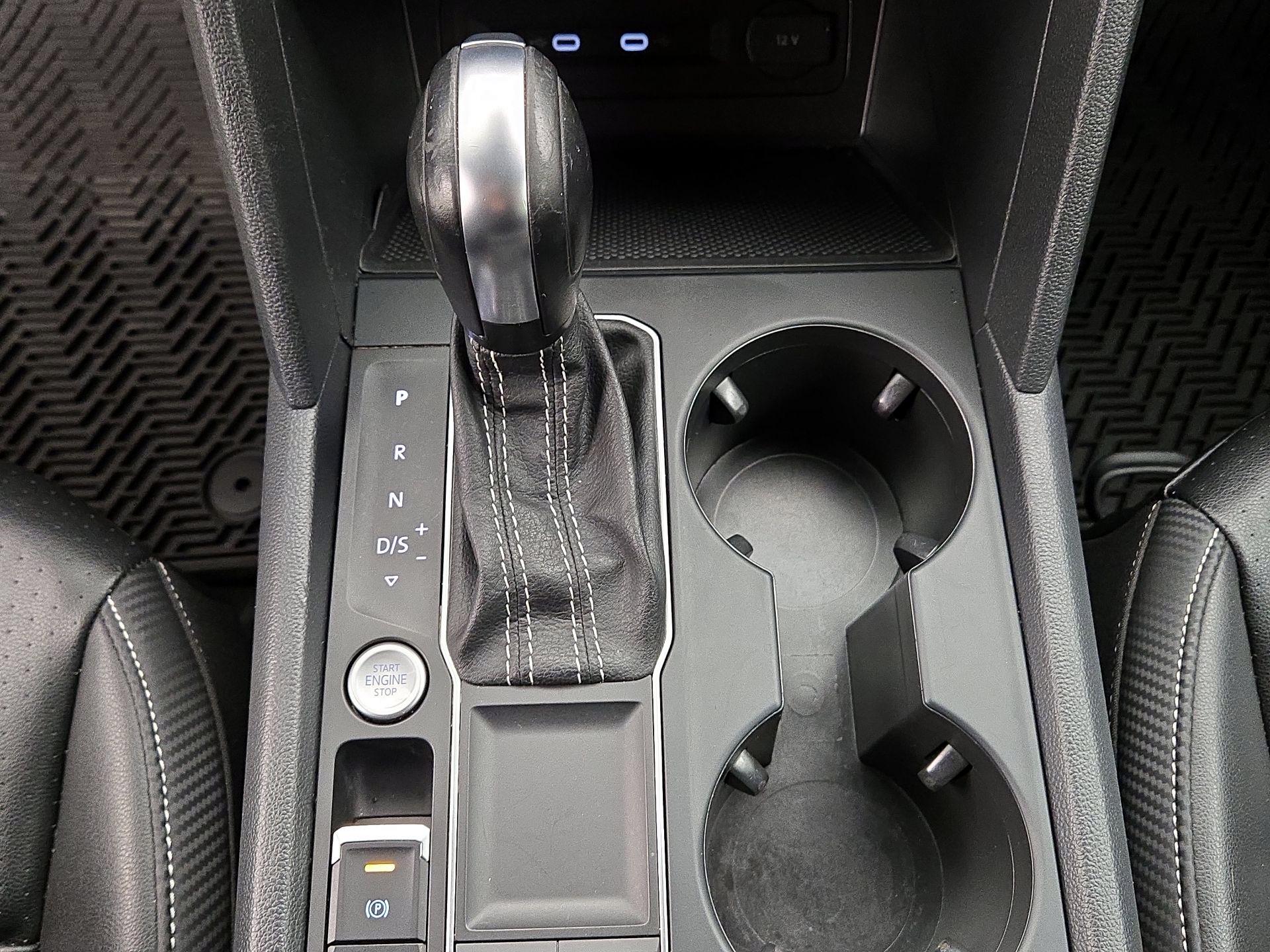 Thumbnail: 2022 Volkswagen Atlas - 16