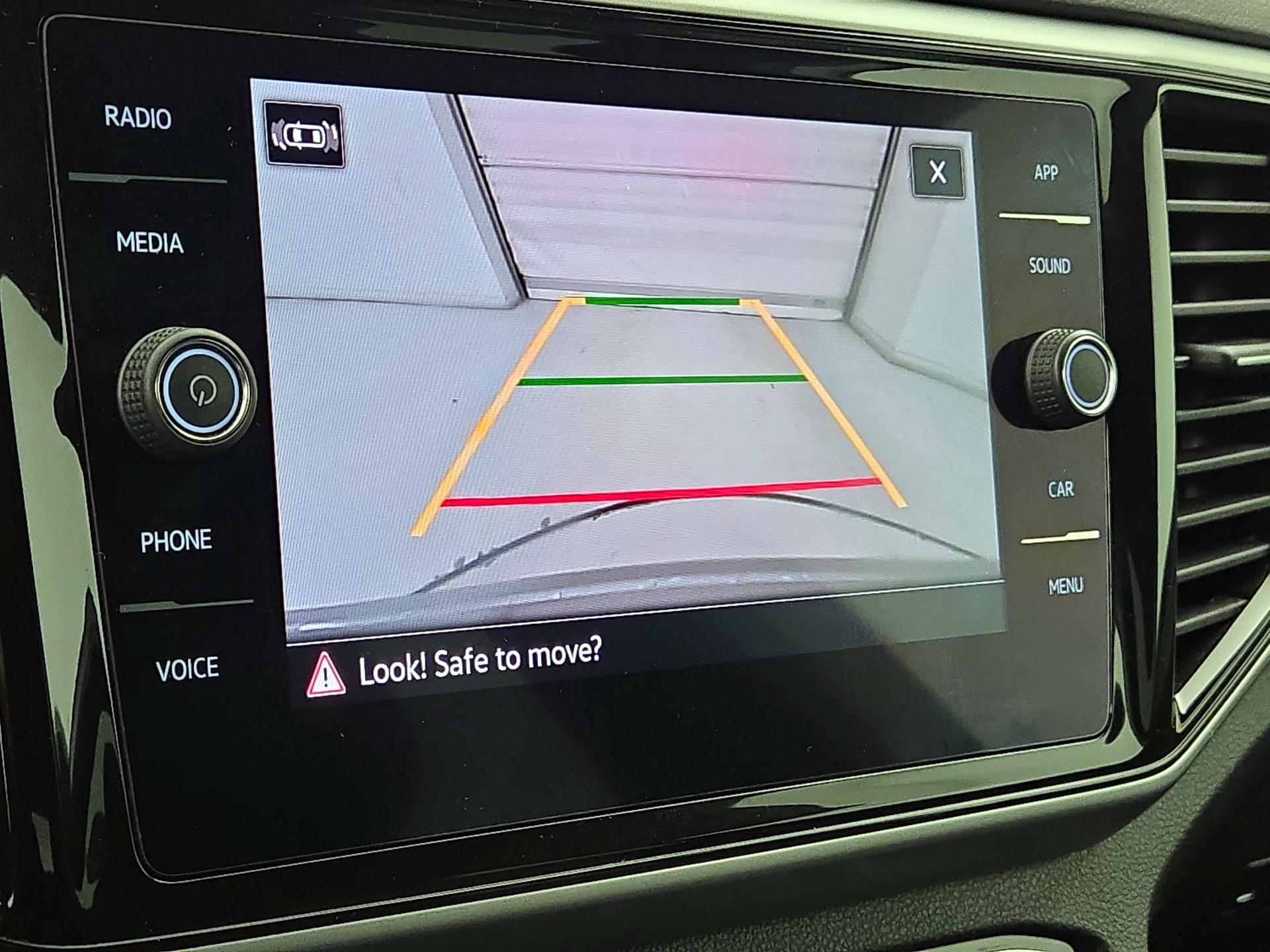 Thumbnail: 2022 Volkswagen Atlas - 13