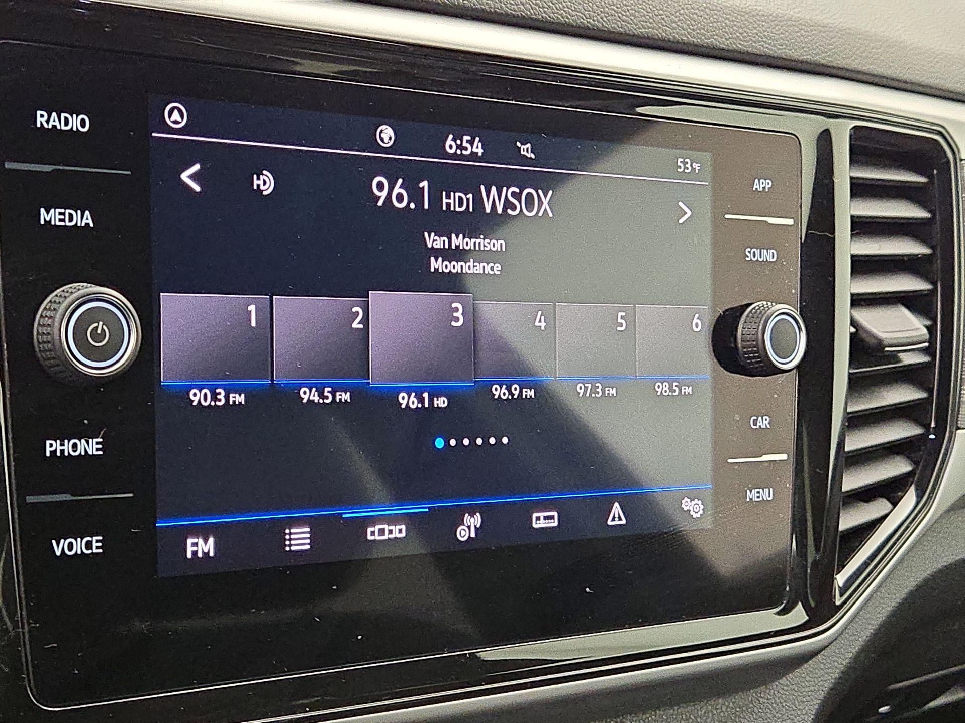 Thumbnail: 2023 Volkswagen Atlas - 14