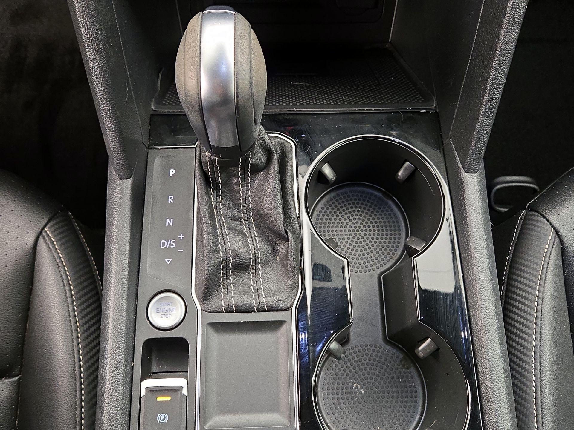 Thumbnail: 2023 Volkswagen Atlas - 16