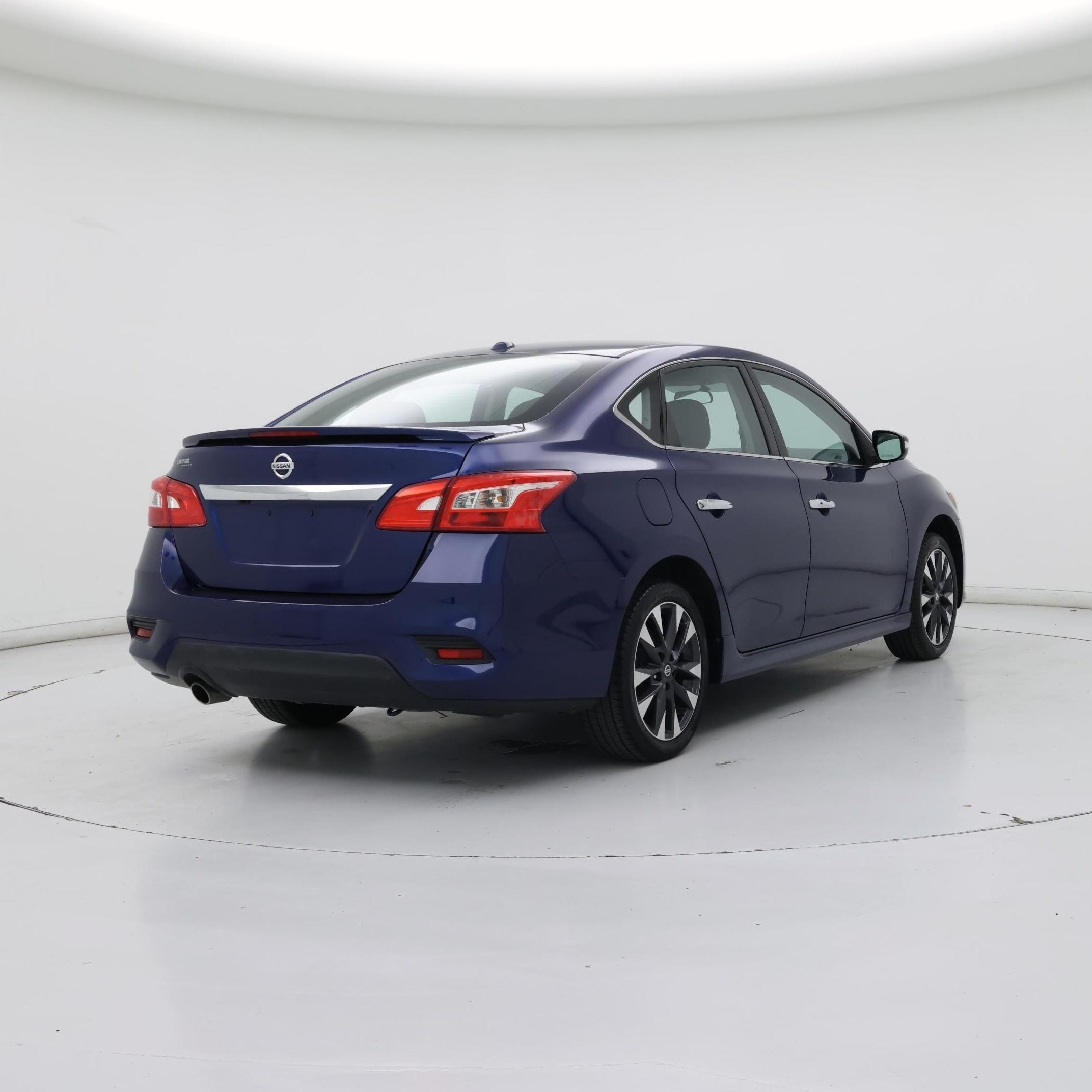Thumbnail: 2017 Nissan Sentra - 8