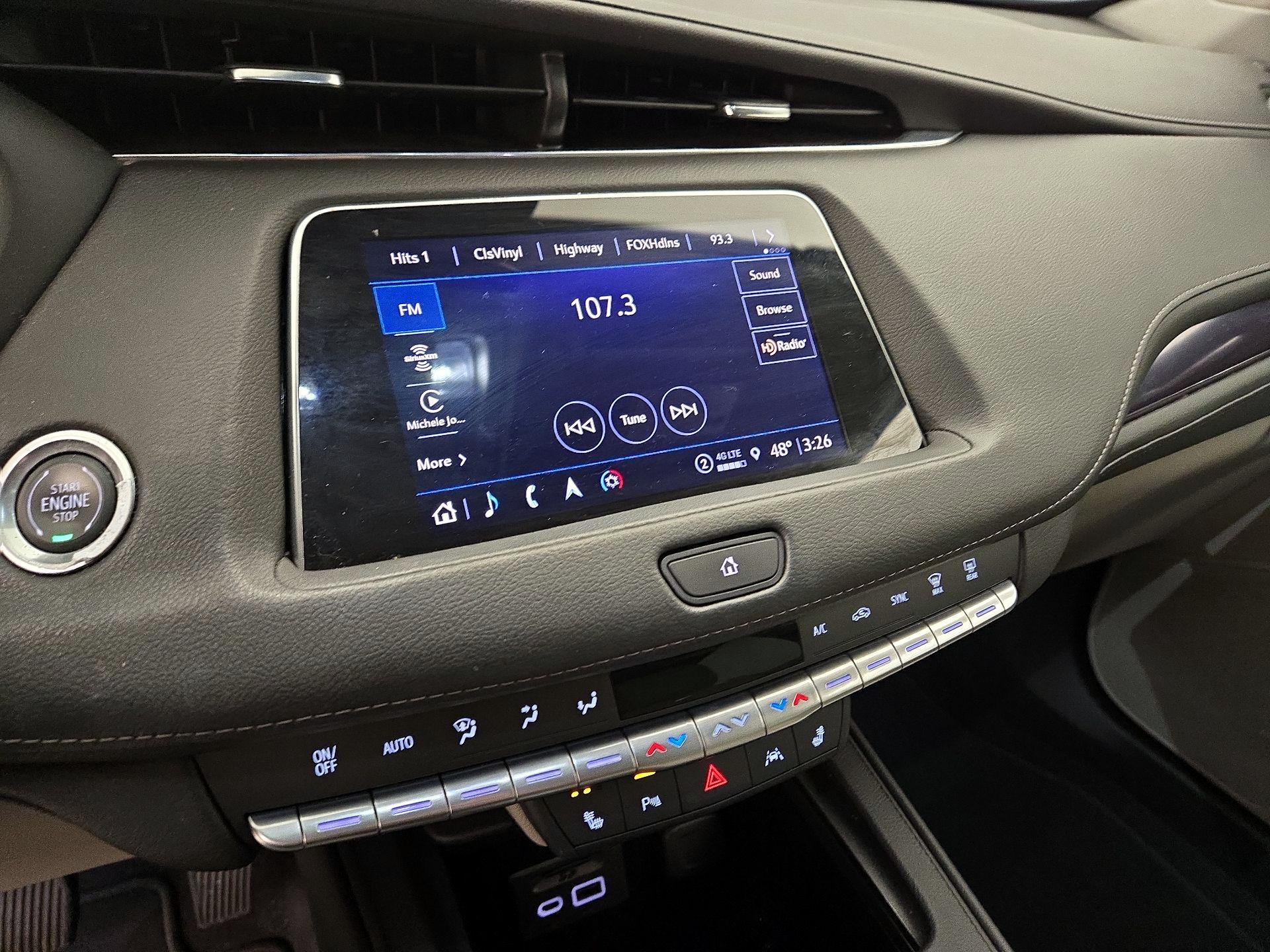 Thumbnail: 2023 Cadillac XT4 - 15