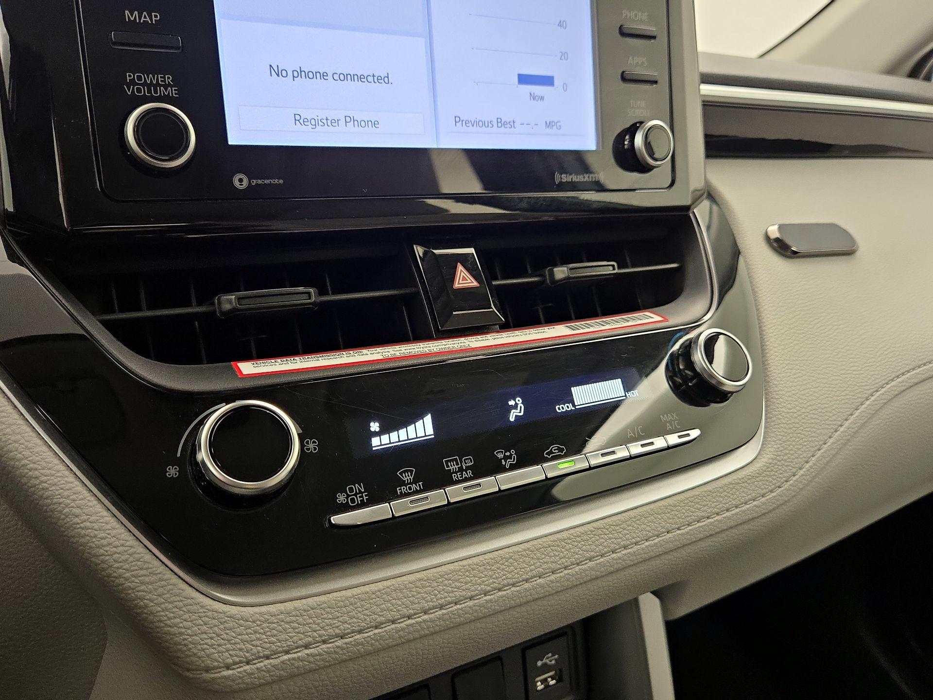 Thumbnail: 2022 Toyota Corolla Cross - 16