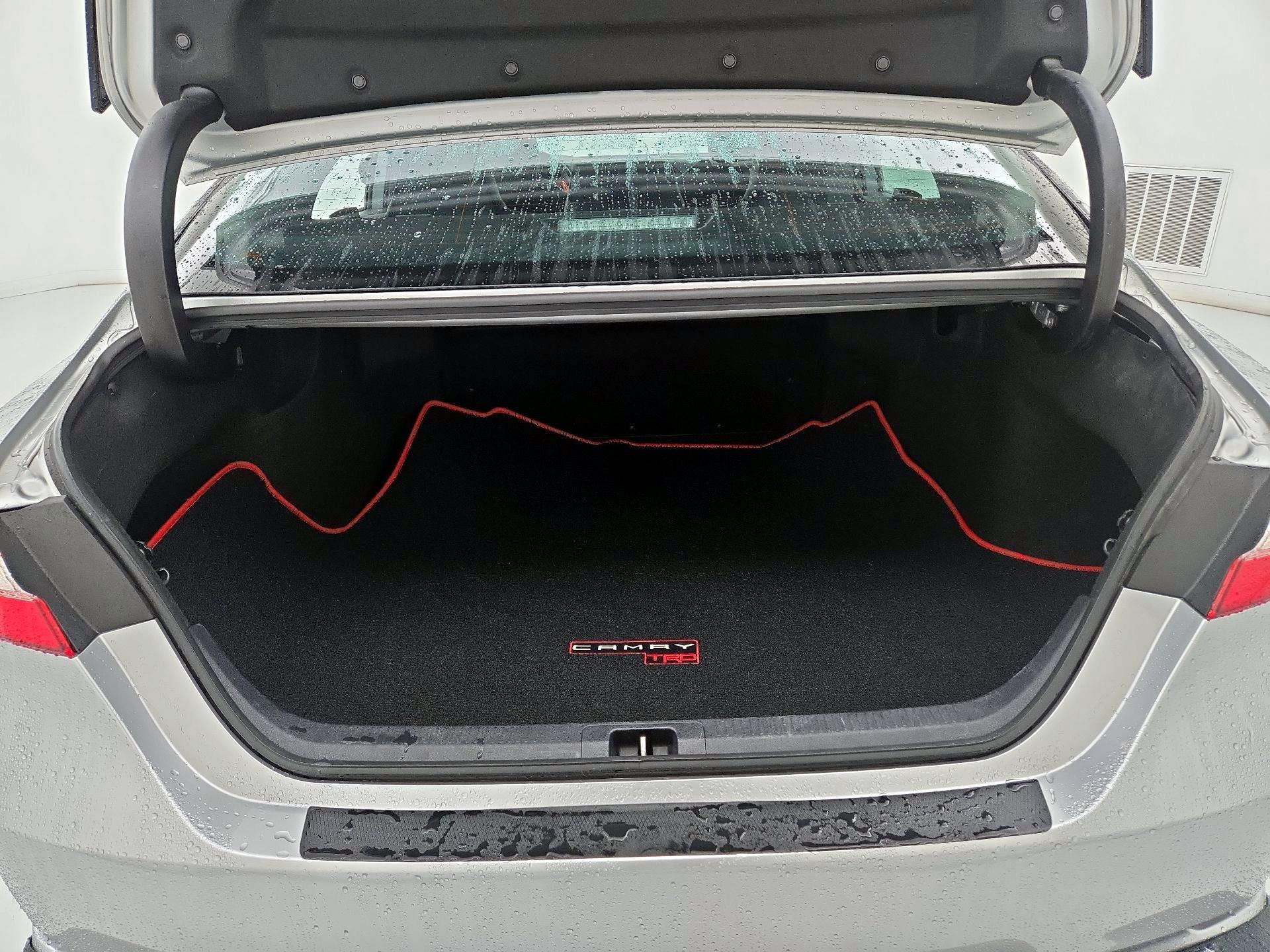 Thumbnail: 2020 Toyota Camry - 20