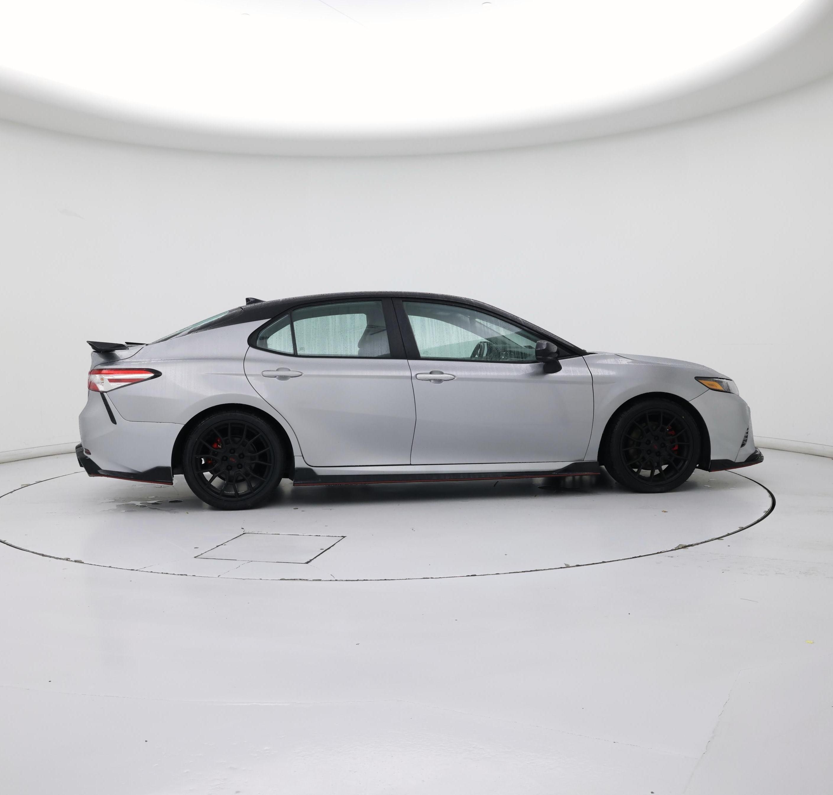 Thumbnail: 2020 Toyota Camry - 7