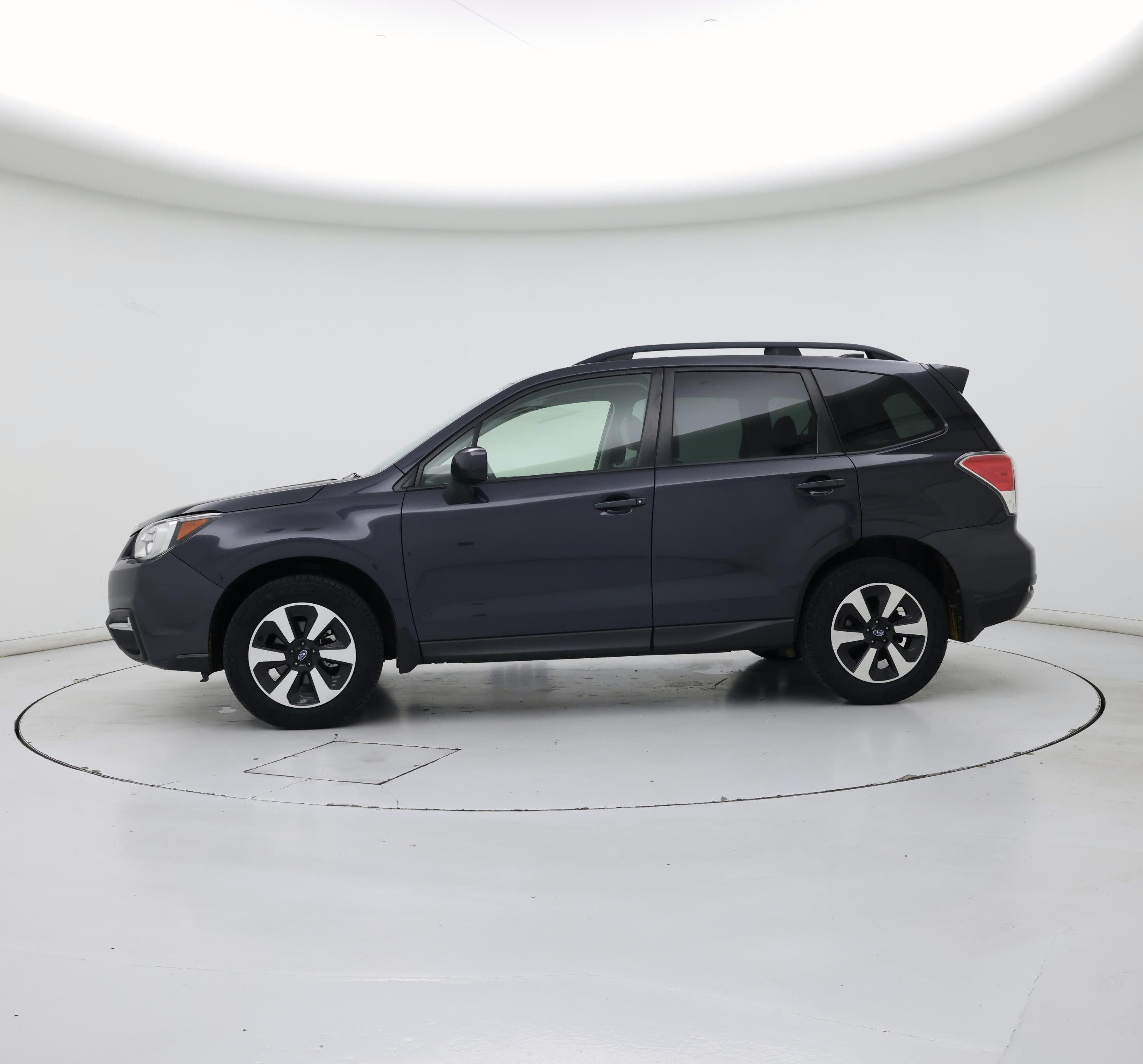 Thumbnail: 2018 Subaru Forester - 3