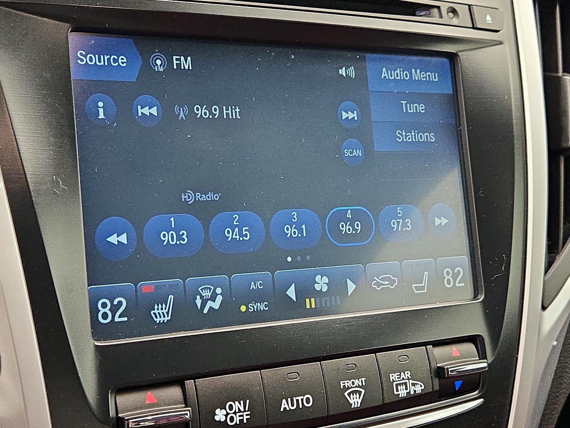 Thumbnail: 2019 Acura TLX - 16