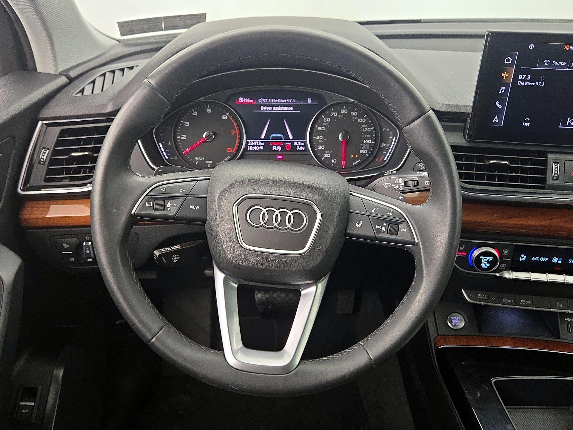 Thumbnail: 2022 Audi Q5 - 10