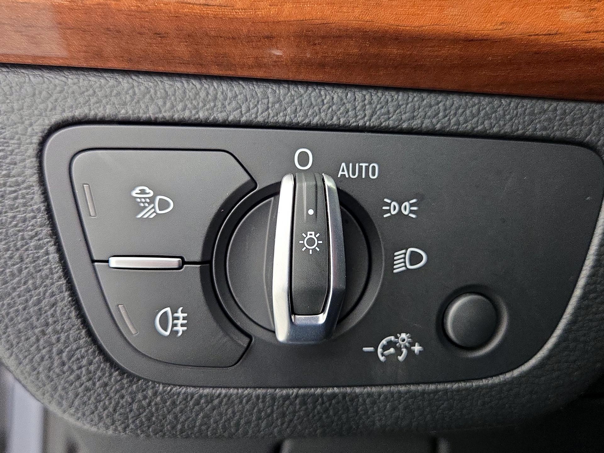 Thumbnail: 2022 Audi Q5 - 13