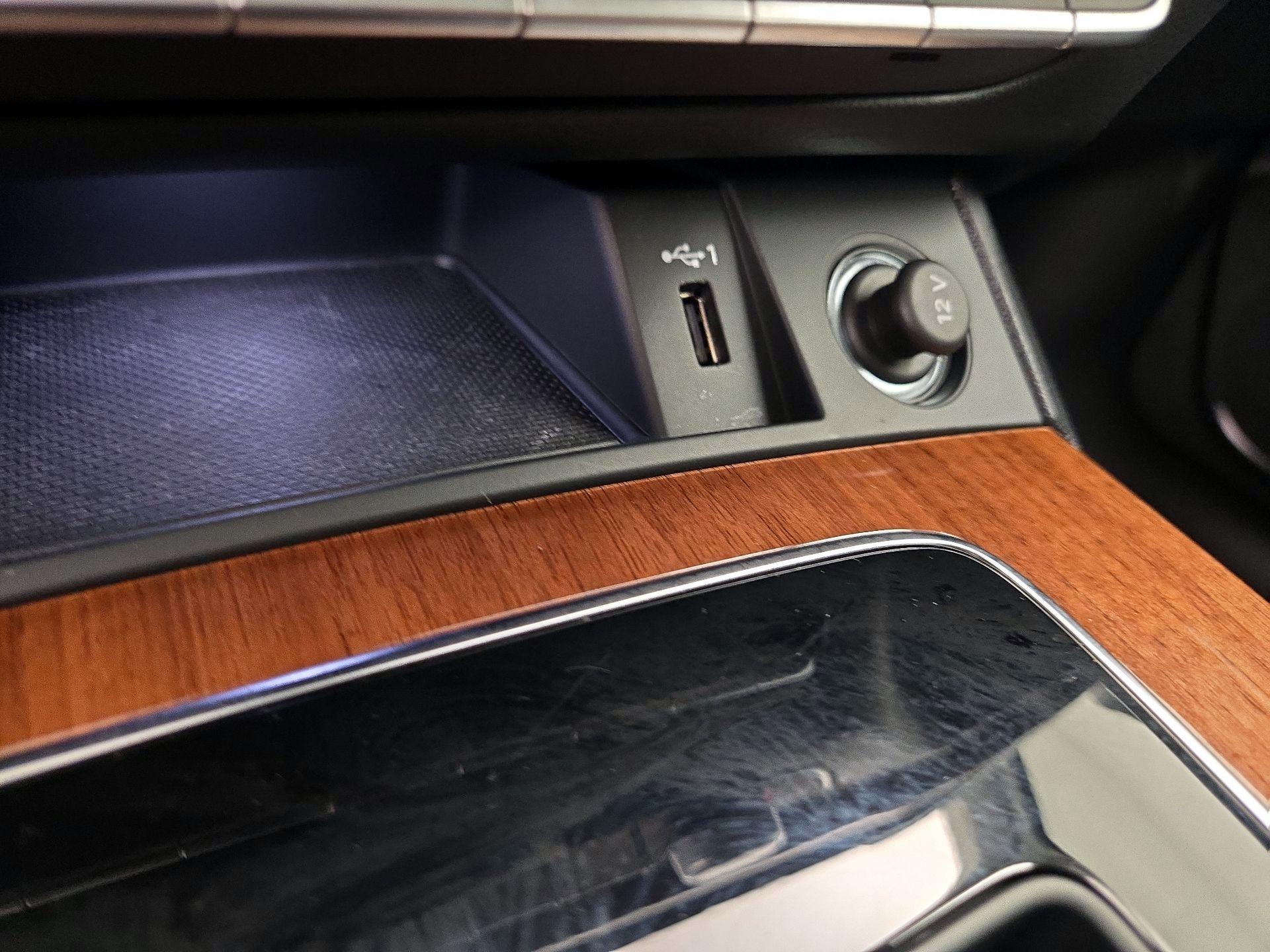 Thumbnail: 2022 Audi Q5 - 18