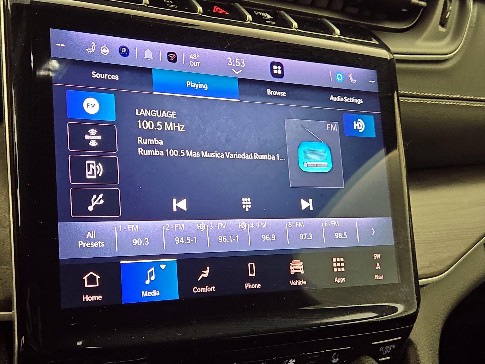 Thumbnail: 2024 Jeep Grand Cherokee - 16