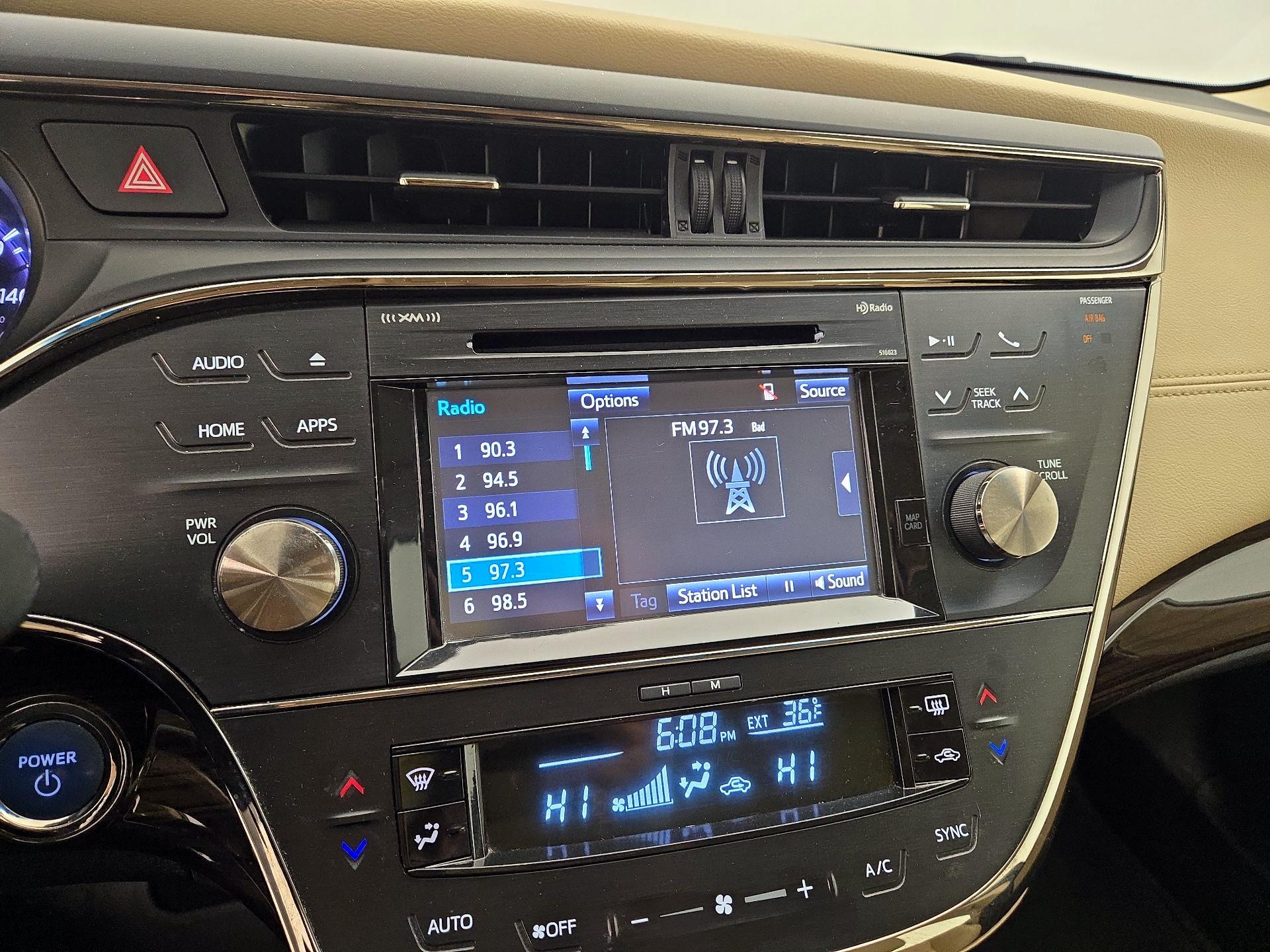 Thumbnail: 2015 Toyota Avalon - 16