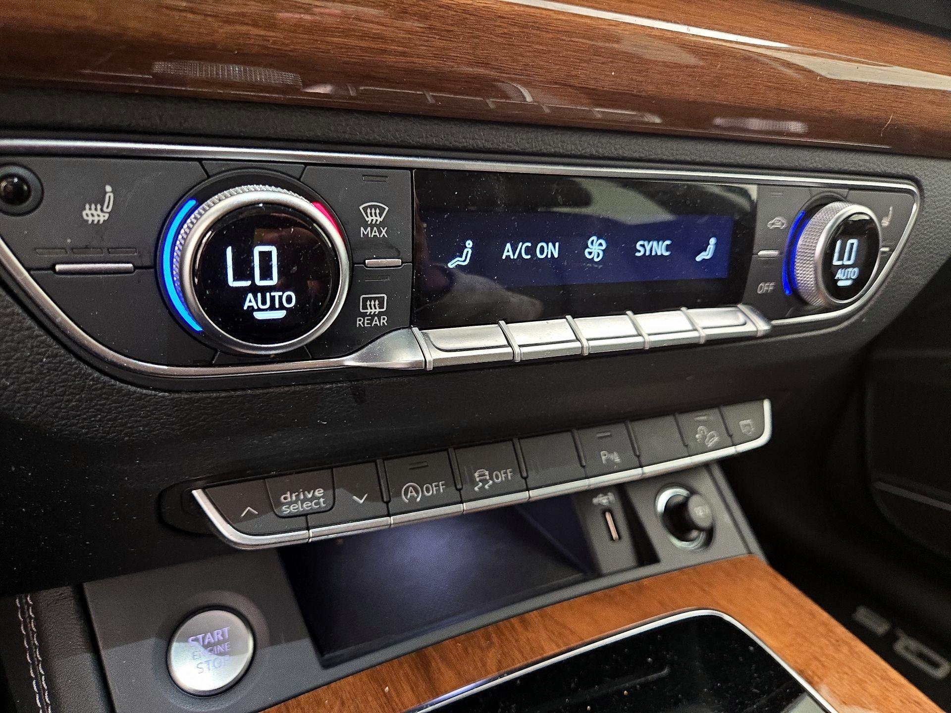 Thumbnail: 2023 Audi Q5 - 16