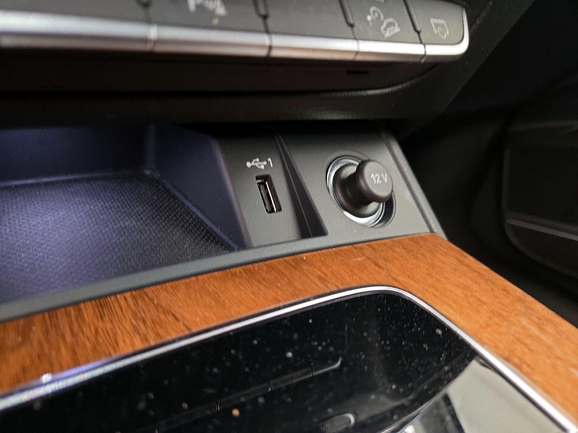 Thumbnail: 2023 Audi Q5 - 18