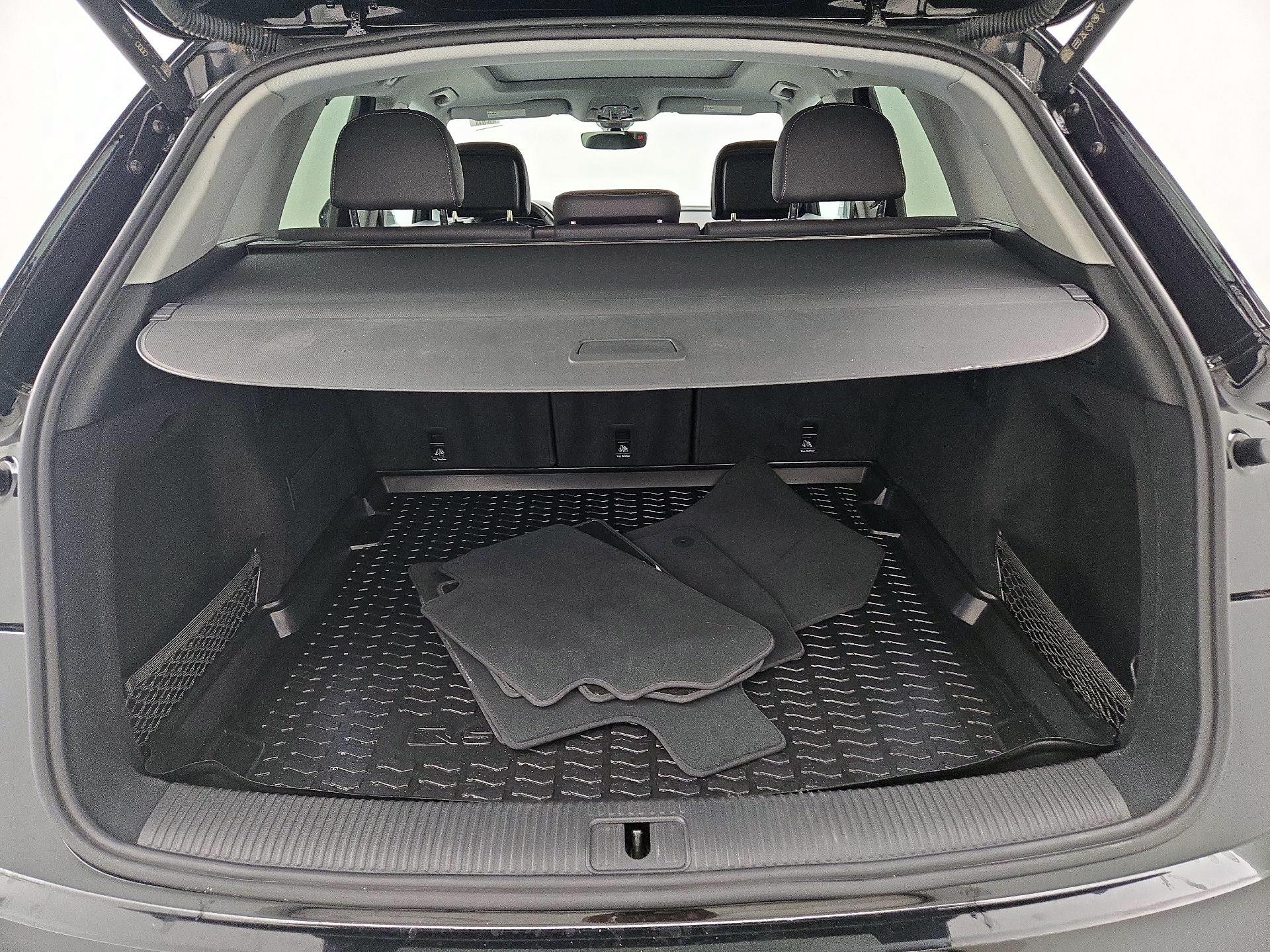 Thumbnail: 2023 Audi Q5 - 20