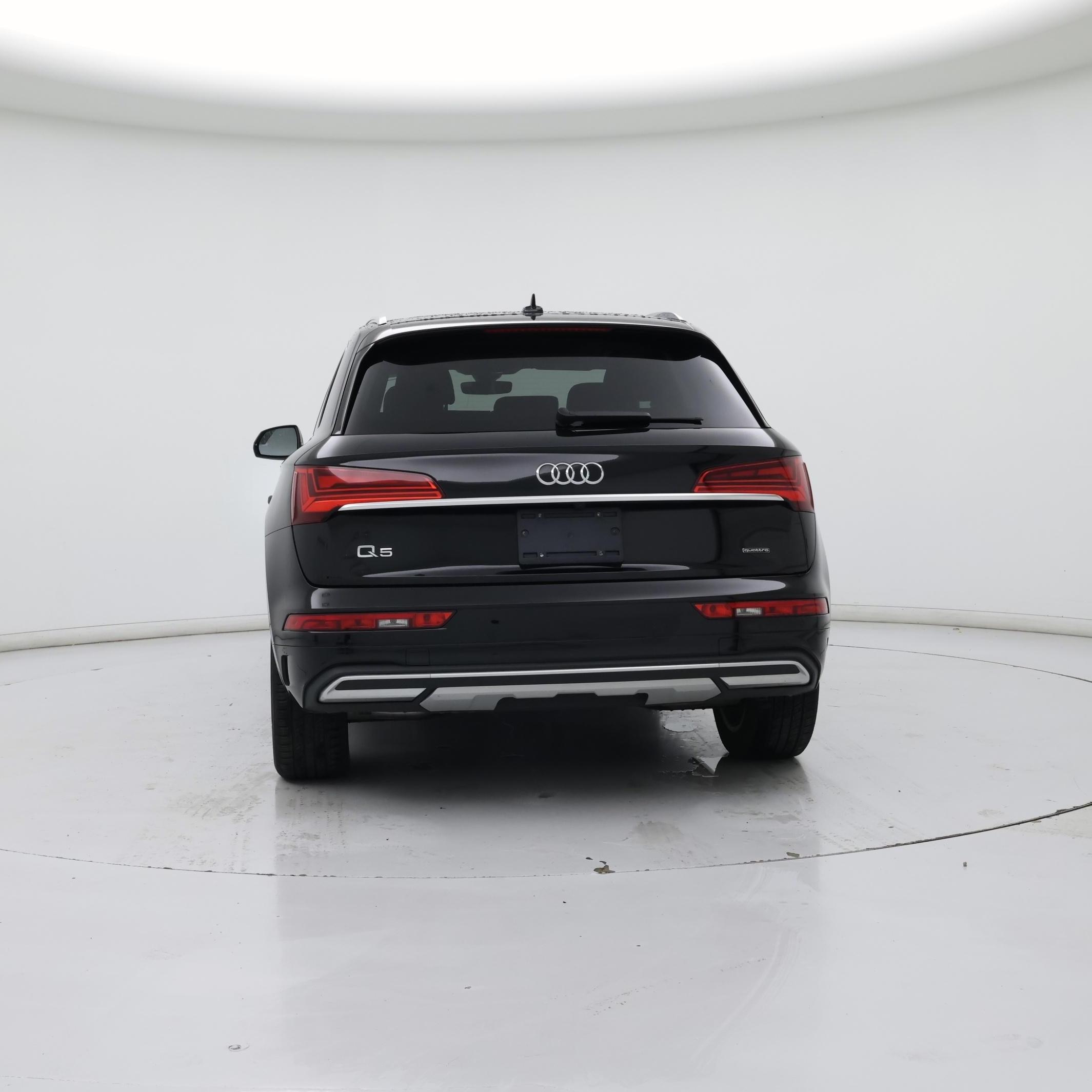 Thumbnail: 2023 Audi Q5 - 6