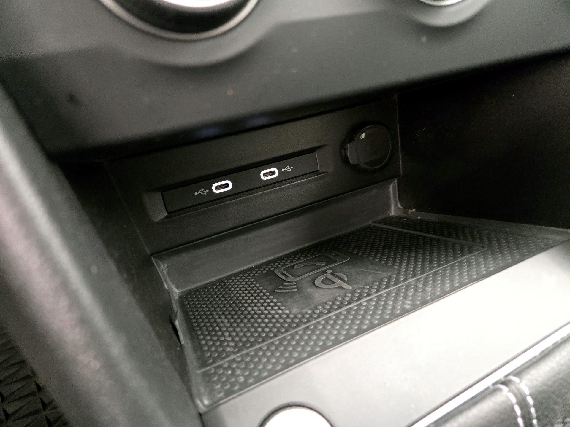 Thumbnail: 2022 Volkswagen Taos - 18