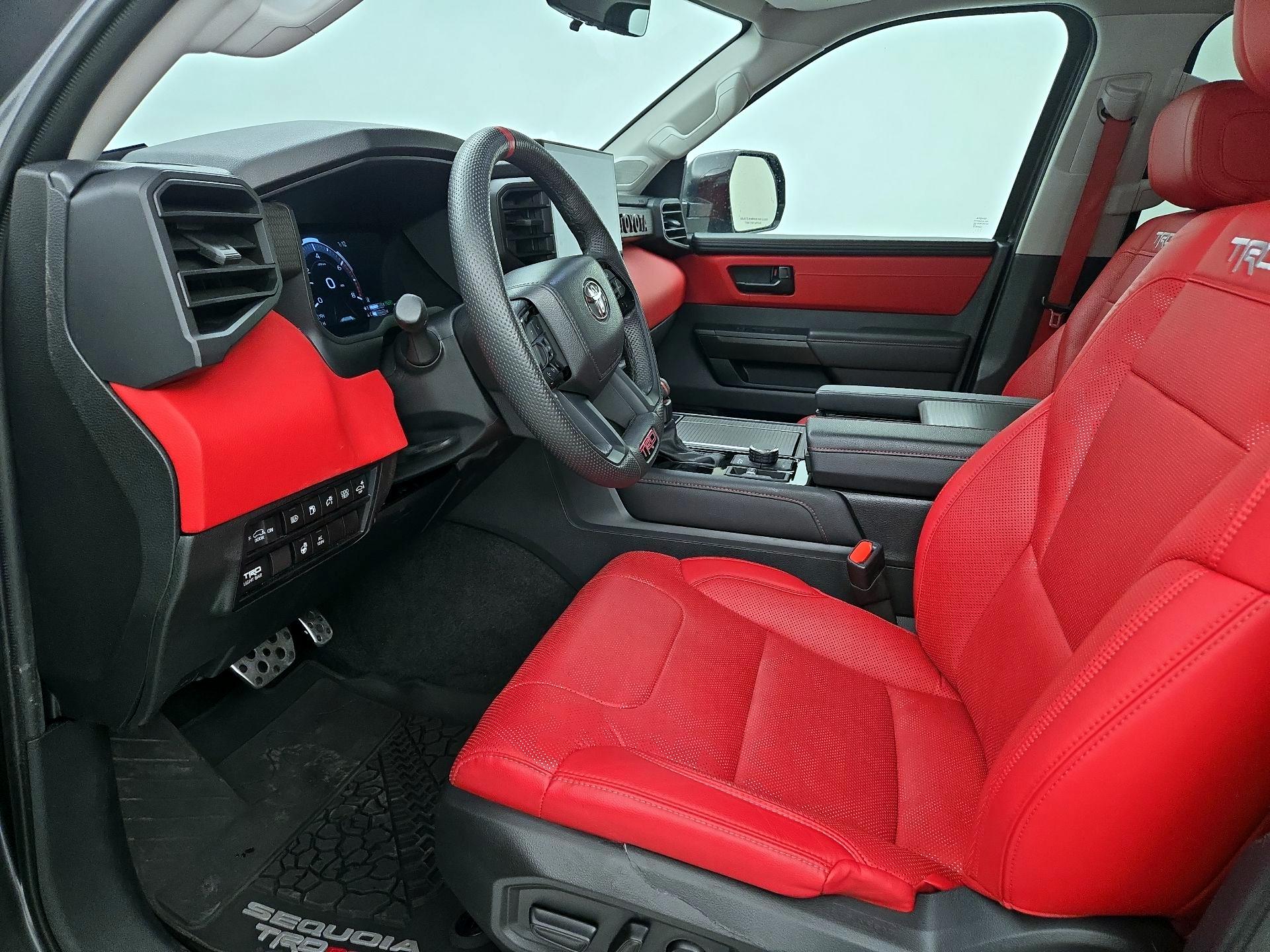 Thumbnail: 2023 Toyota Sequoia - 11