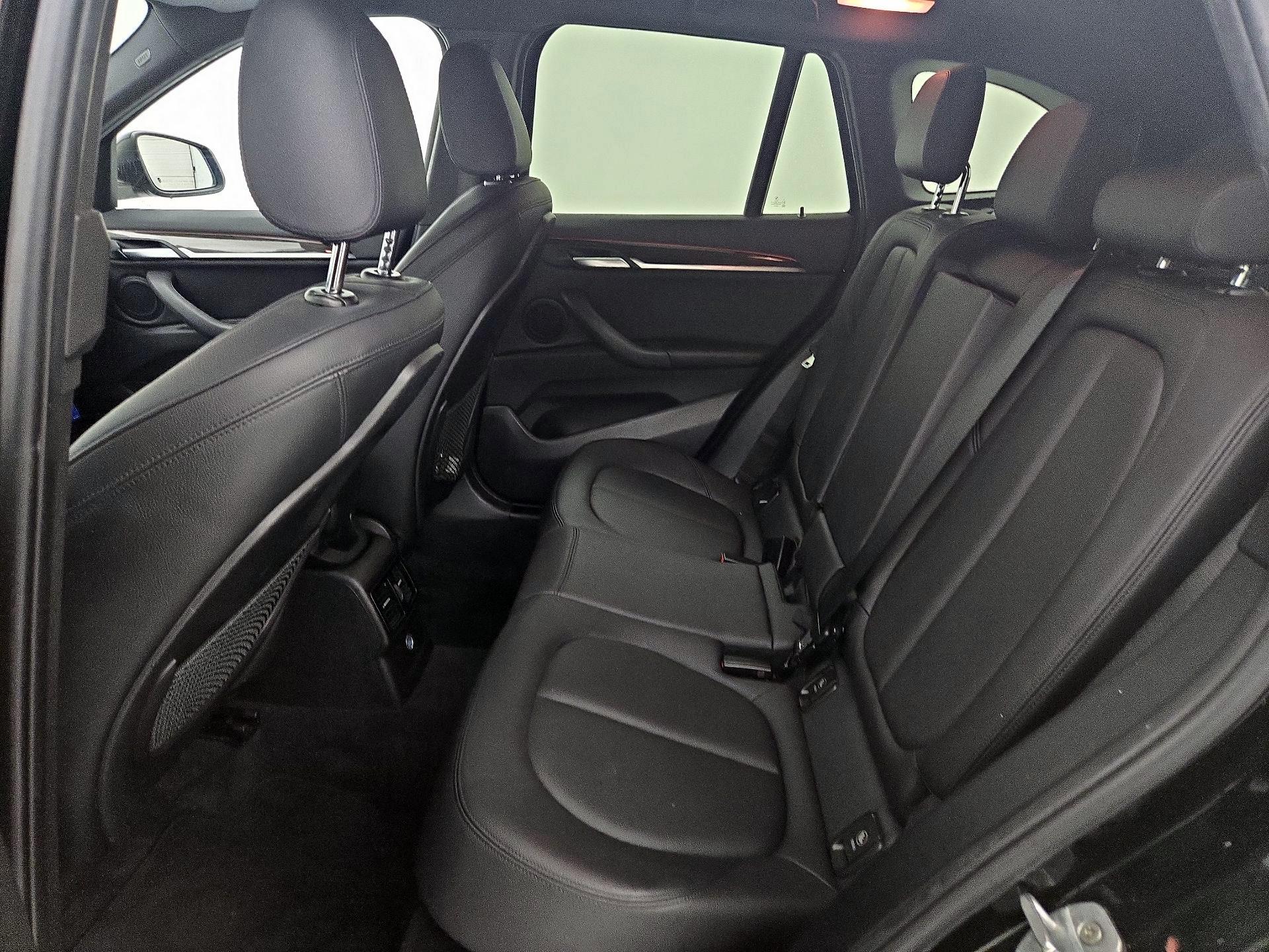 Thumbnail: 2017 BMW X1 - 18