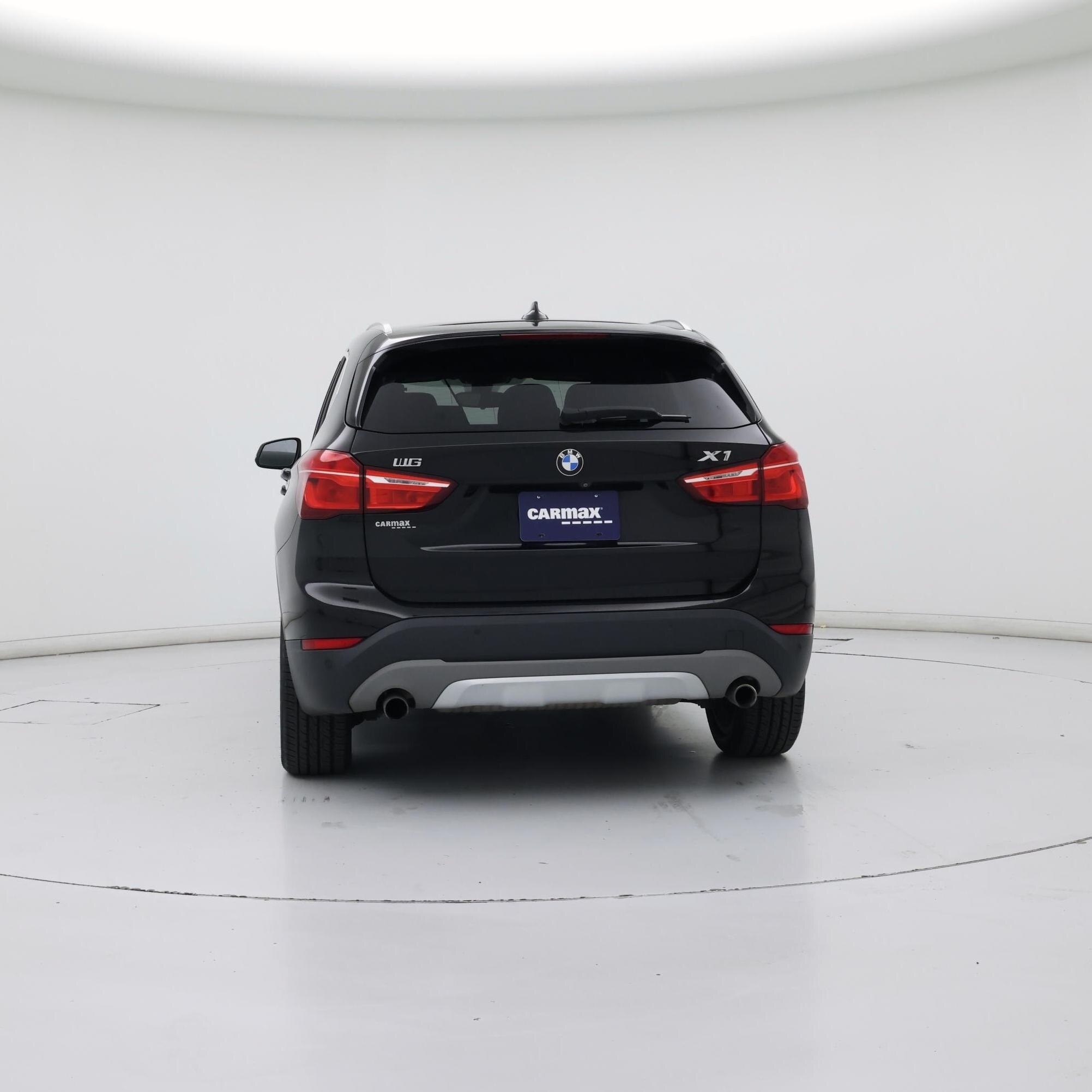 Thumbnail: 2017 BMW X1 - 6