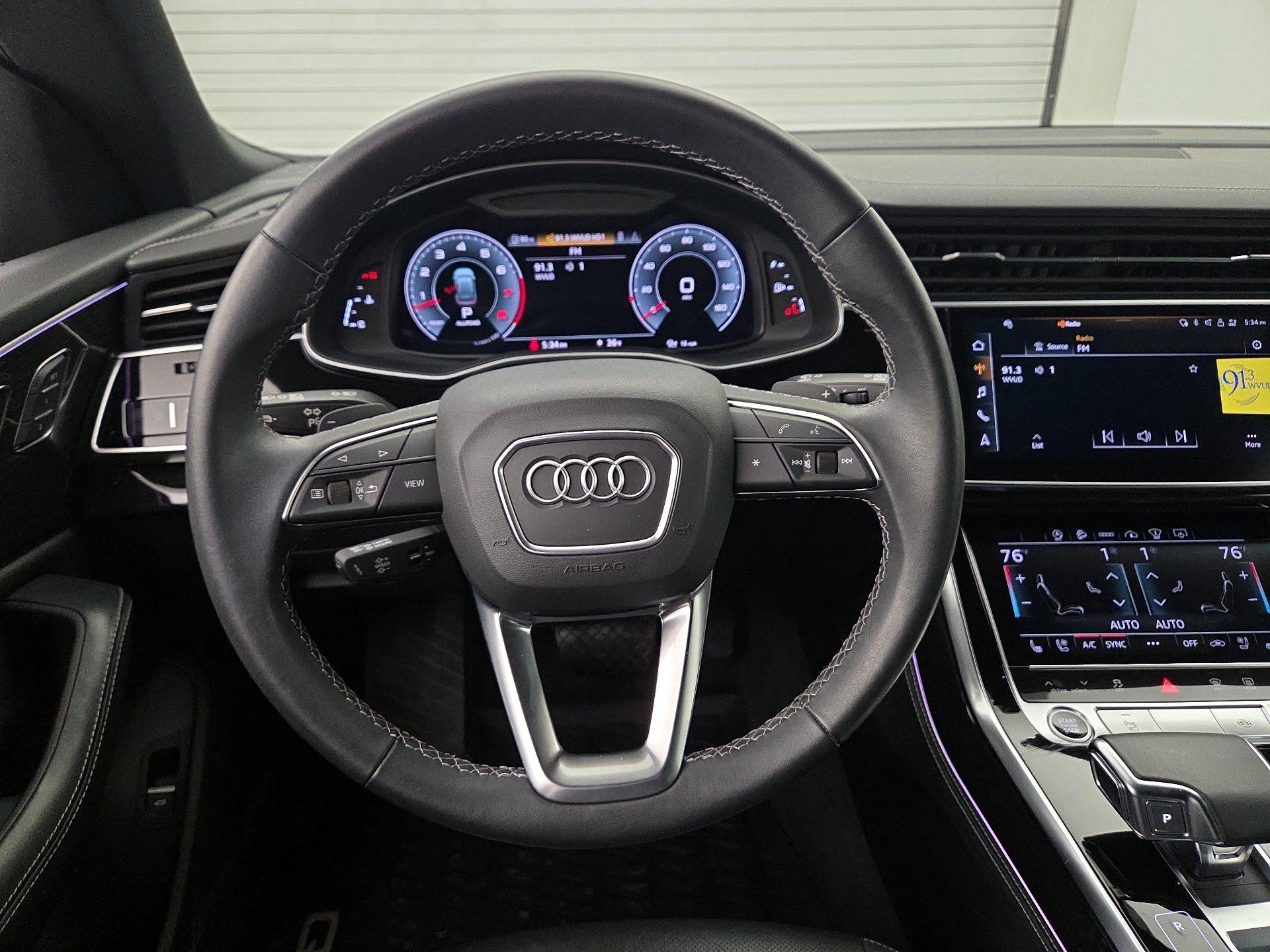 Thumbnail: 2022 Audi Q8 - 10