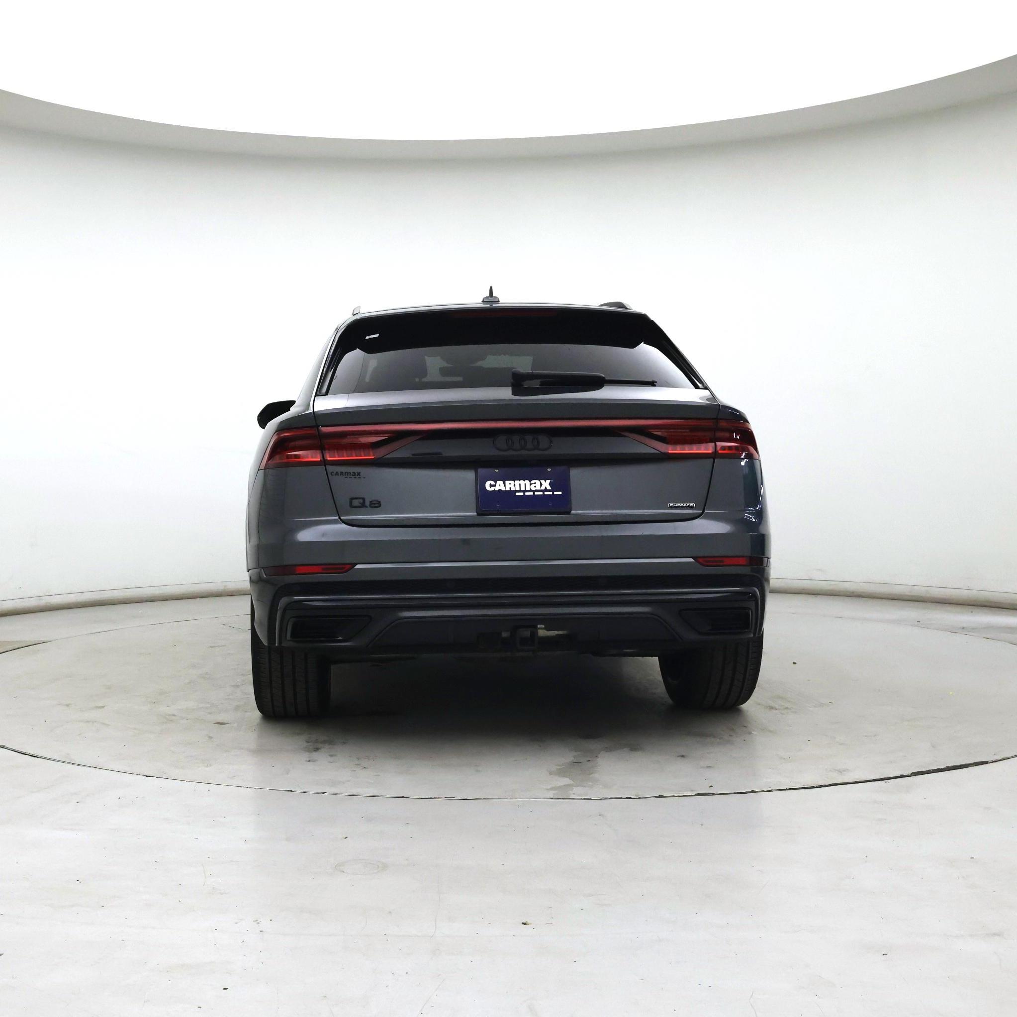 Thumbnail: 2022 Audi Q8 - 6