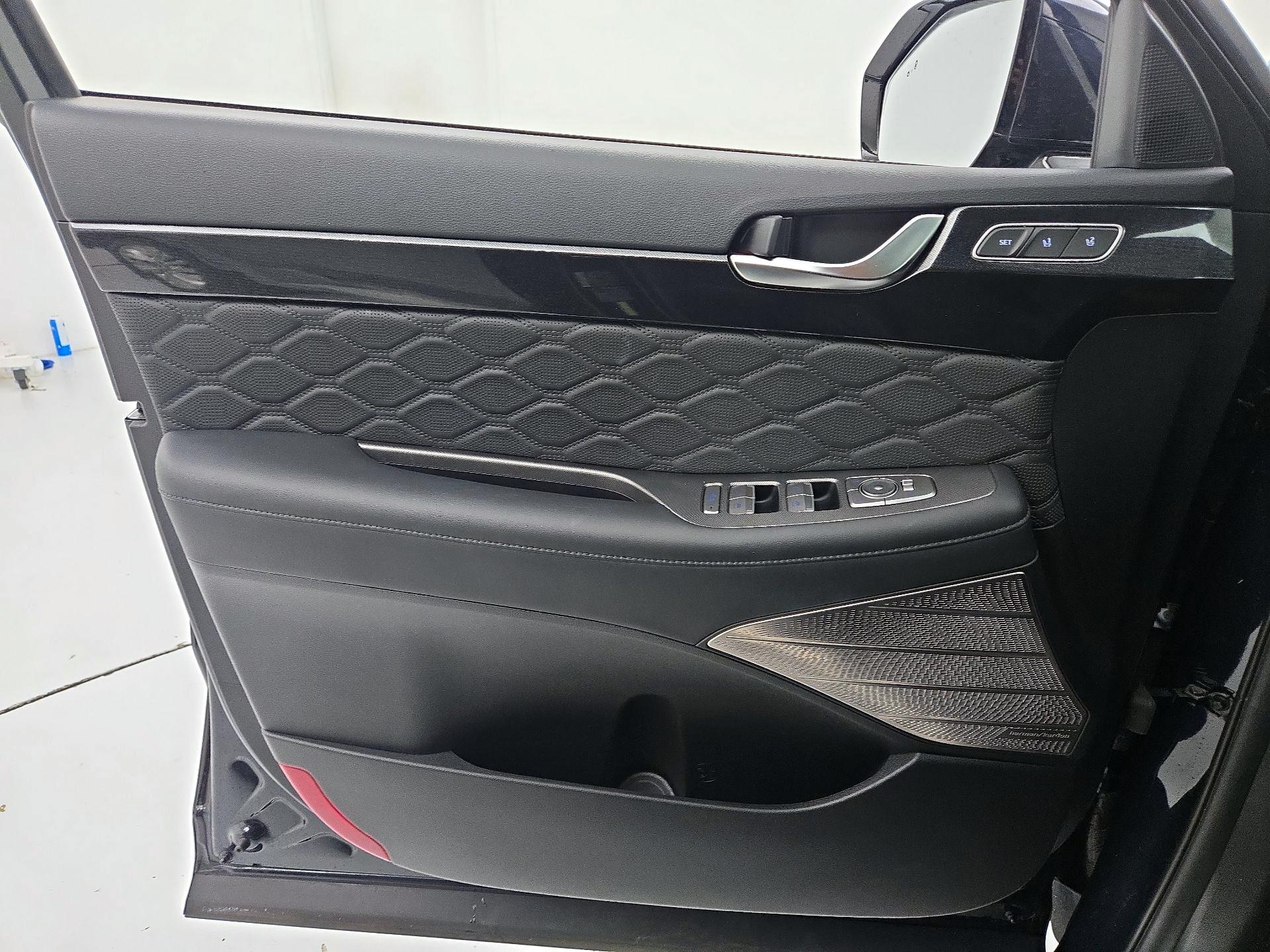 Thumbnail: 2023 Hyundai Palisade - 12