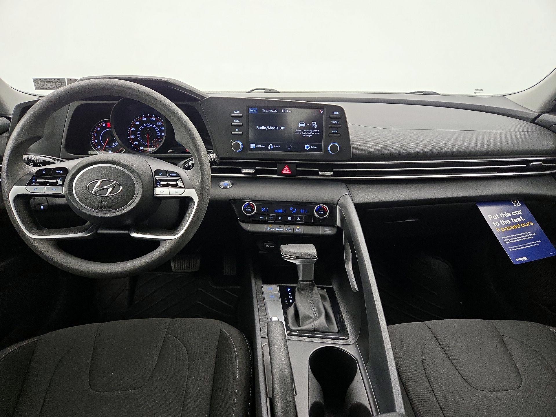 Thumbnail: 2022 Hyundai Elantra - 9