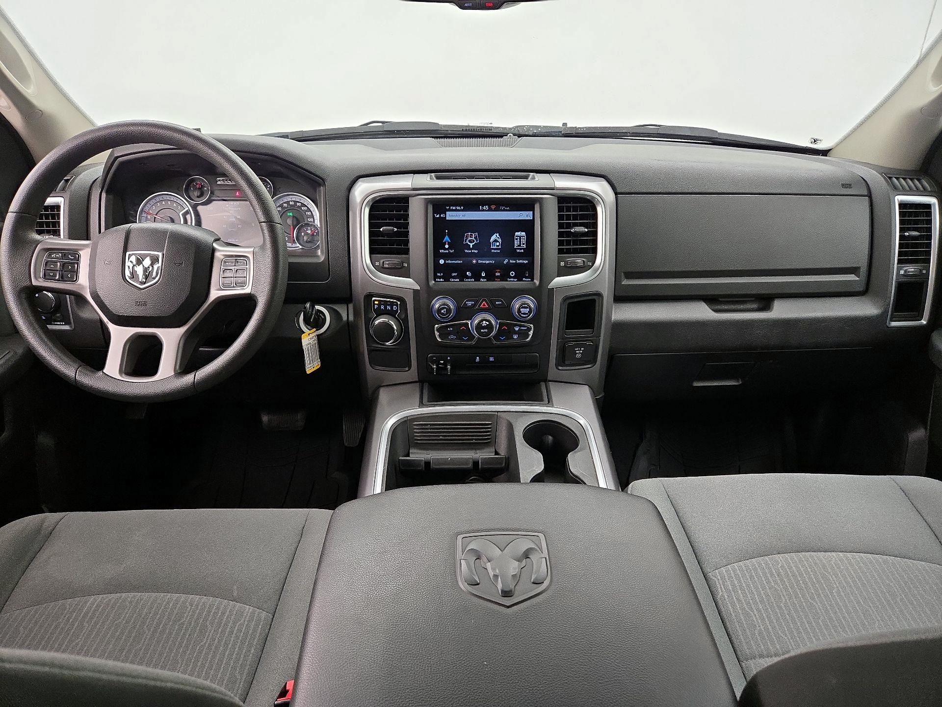 Thumbnail: 2023 RAM 1500 Classic - 9