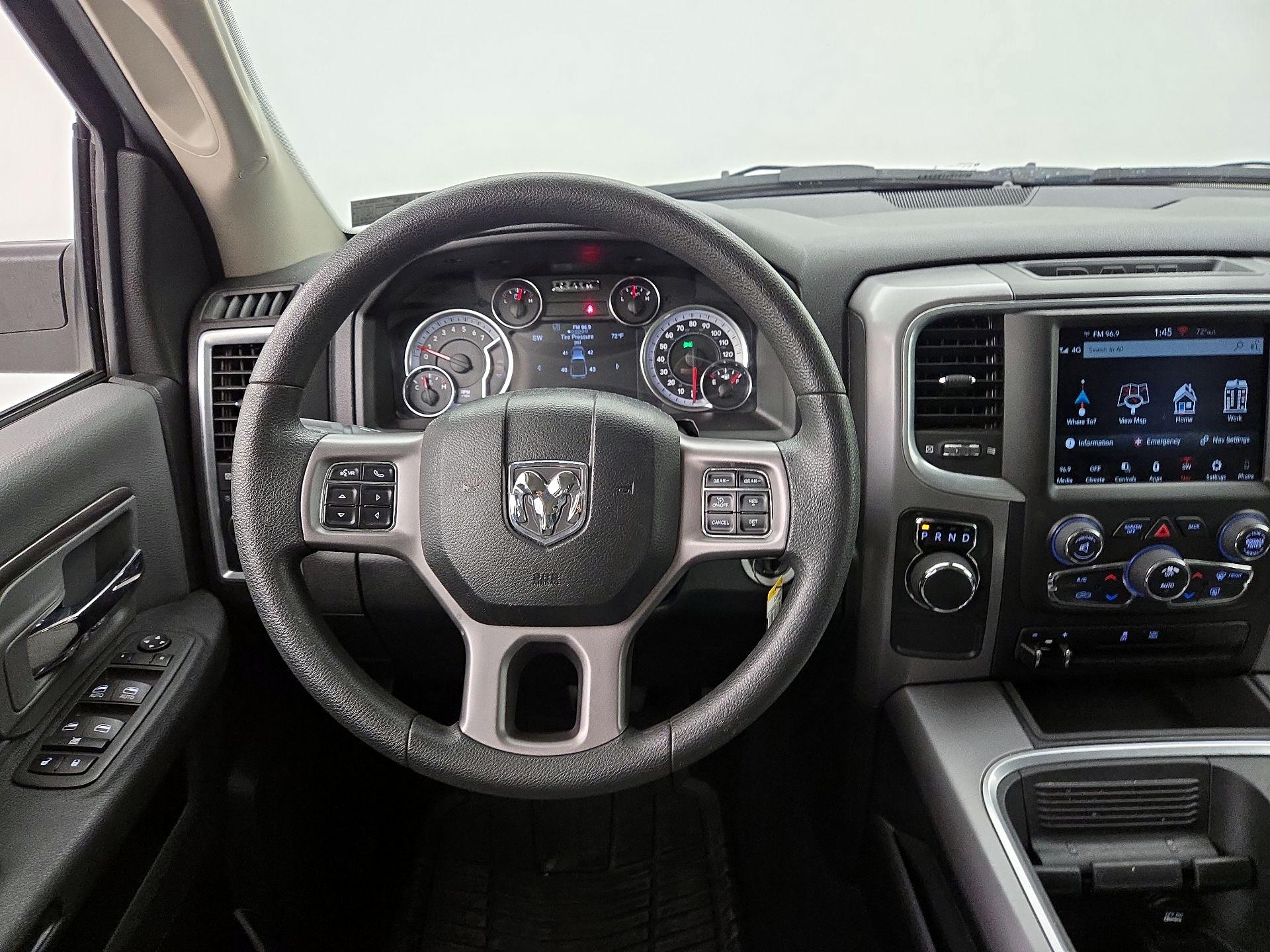 Thumbnail: 2023 RAM 1500 Classic - 10