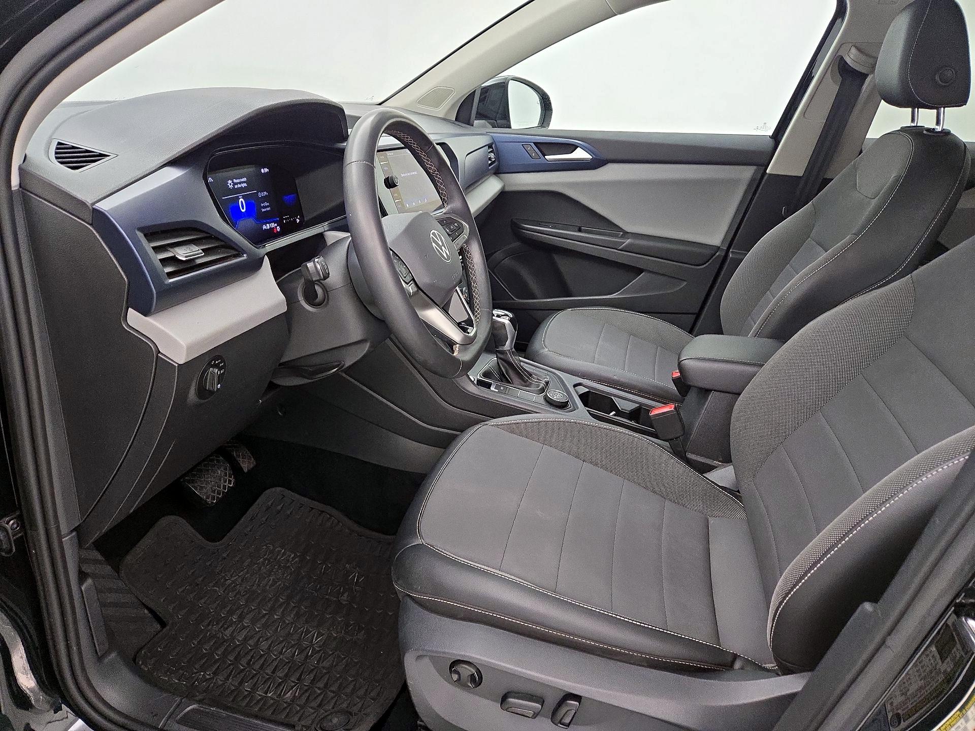 Thumbnail: 2022 Volkswagen Taos - 11