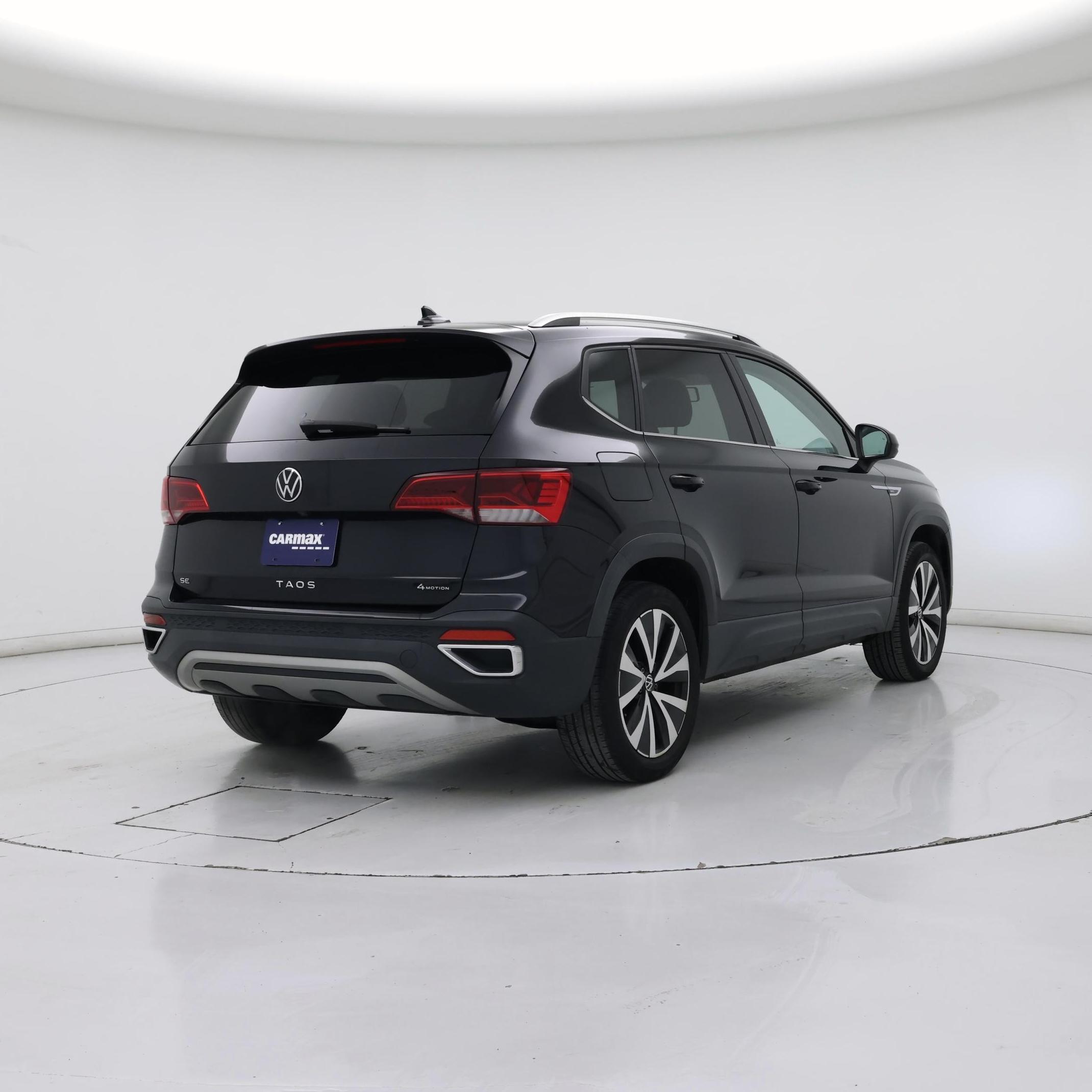 Thumbnail: 2022 Volkswagen Taos - 8