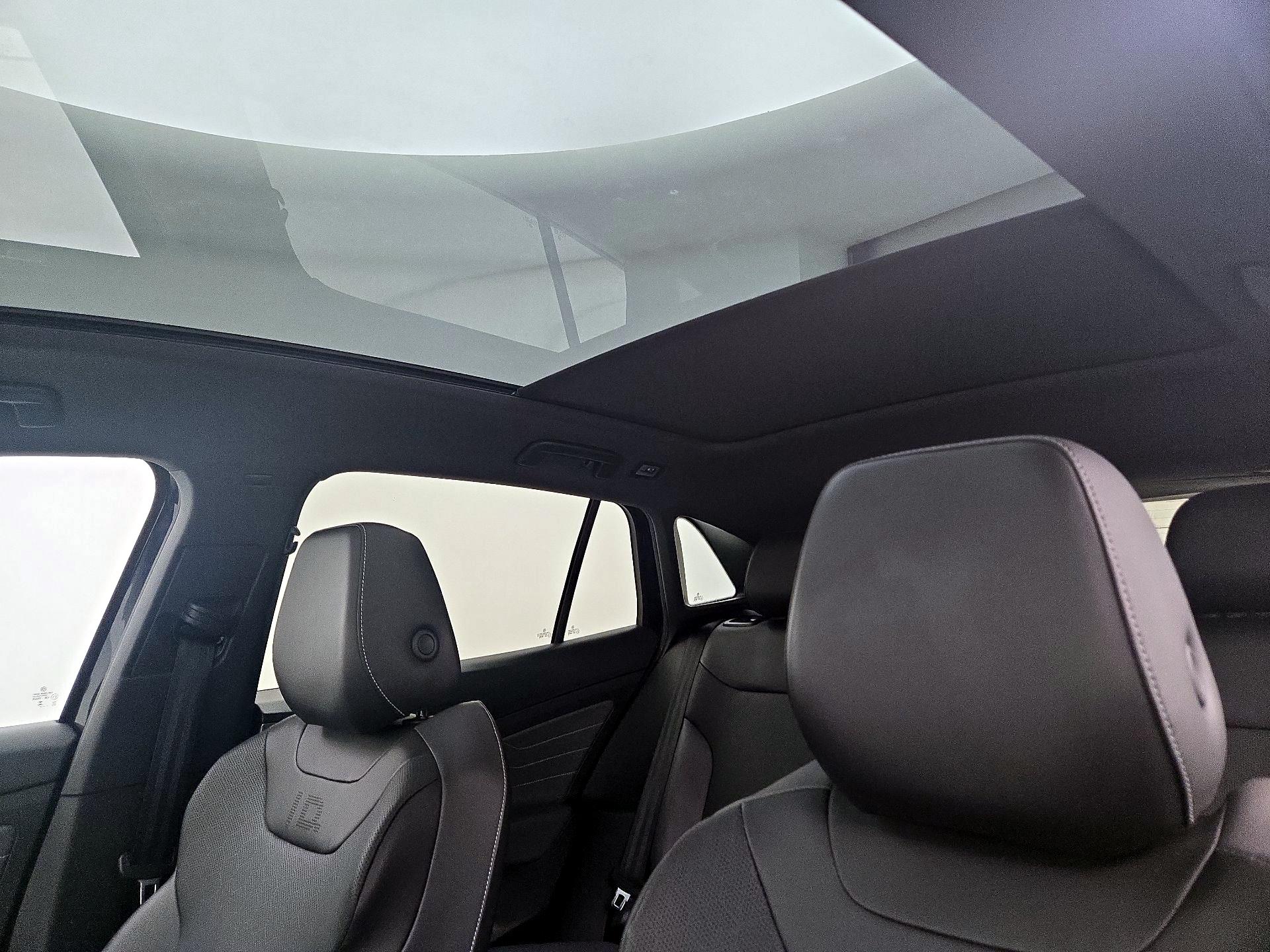 Thumbnail: 2023 Volkswagen ID.4 - 19