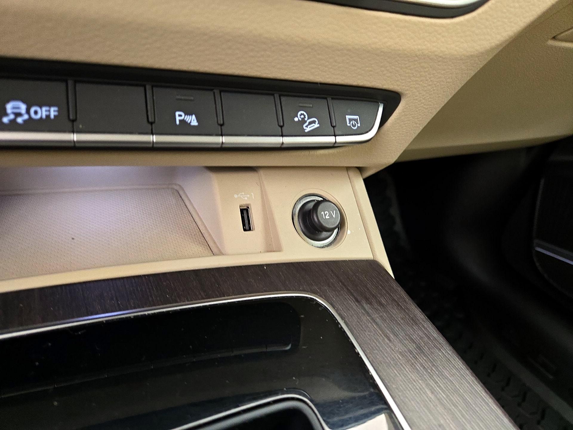 Thumbnail: 2022 Audi Q5 - 19