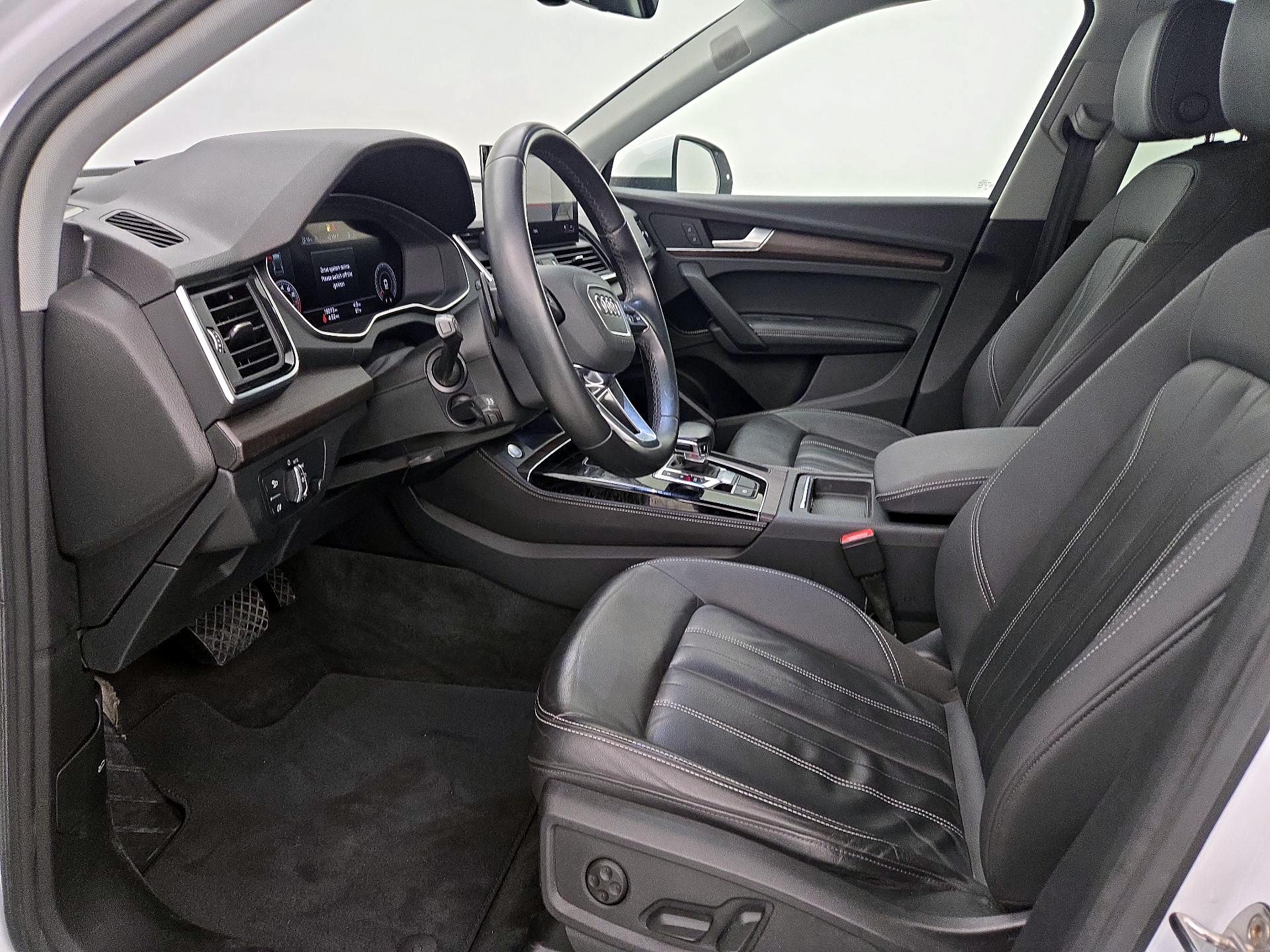 Thumbnail: 2022 Audi Q5 - 11