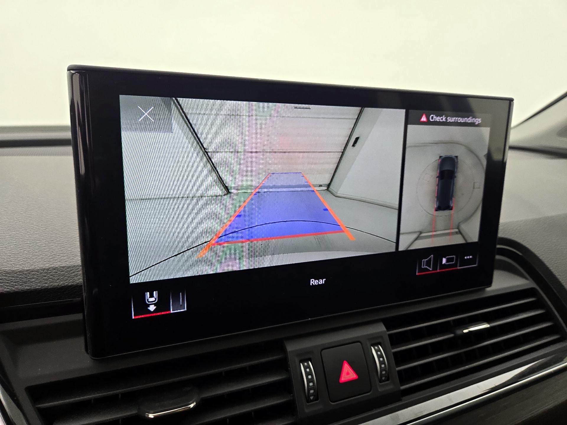 Thumbnail: 2022 Audi Q5 - 14