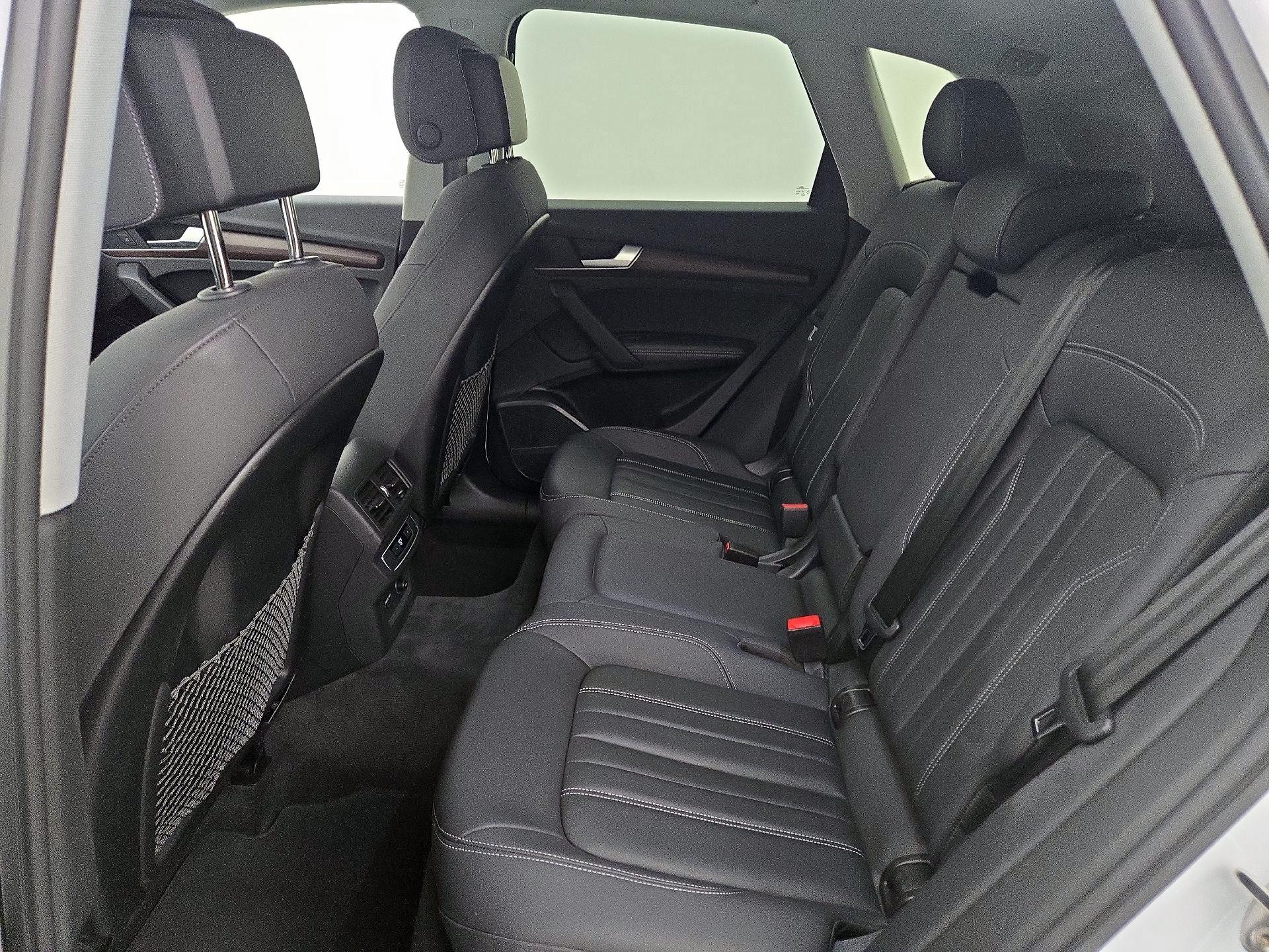 Thumbnail: 2022 Audi Q5 - 18