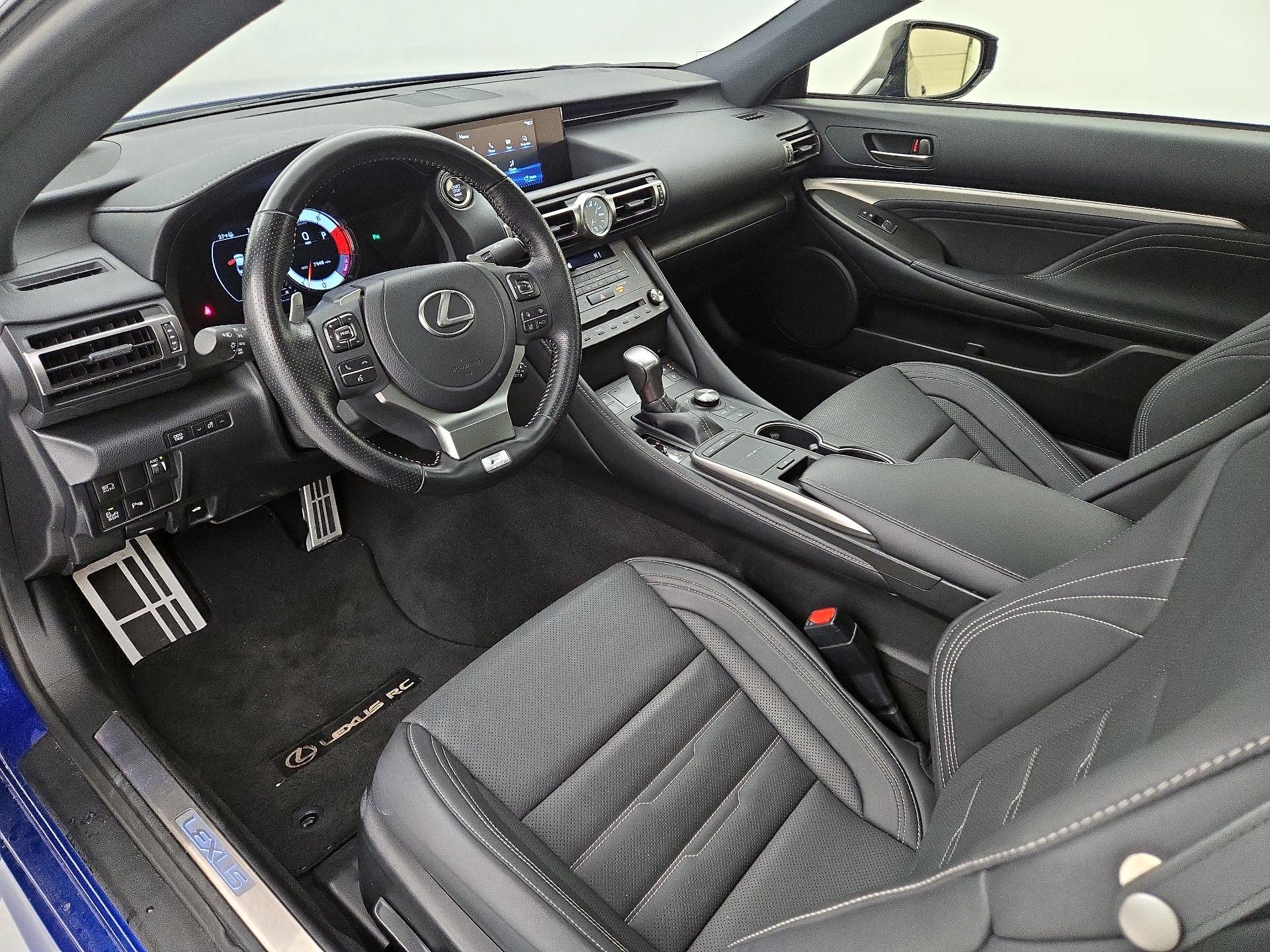 Thumbnail: 2021 Lexus RC - 11