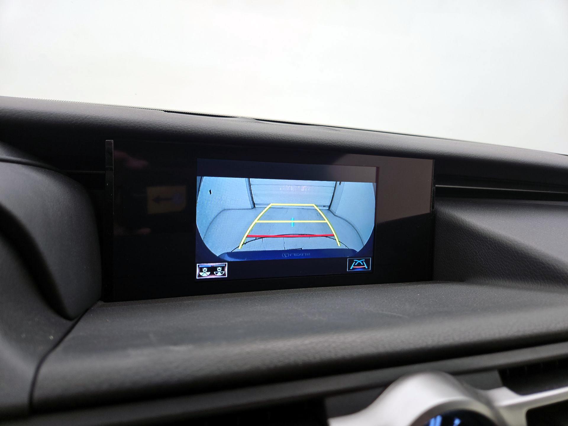 Thumbnail: 2021 Lexus RC - 14