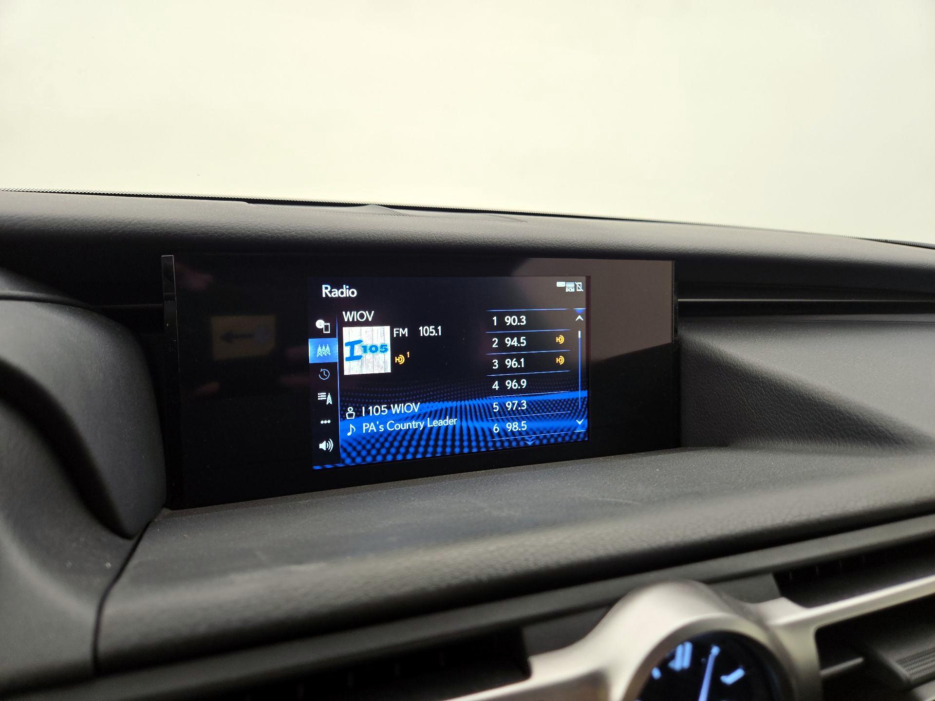 Thumbnail: 2021 Lexus RC - 15