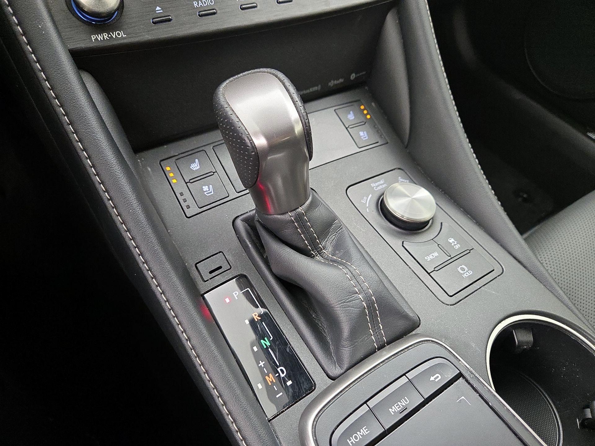 Thumbnail: 2021 Lexus RC - 17