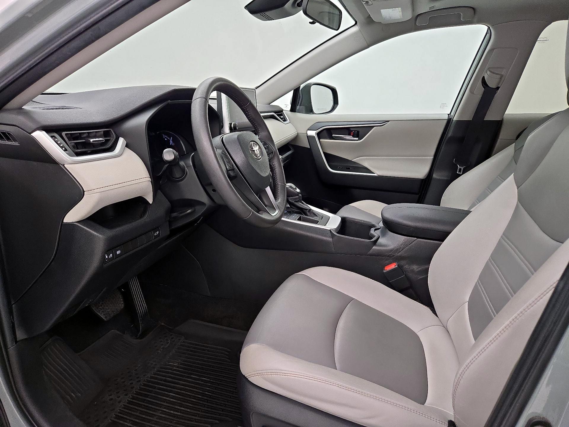 Thumbnail: 2023 Toyota RAV4 - 11