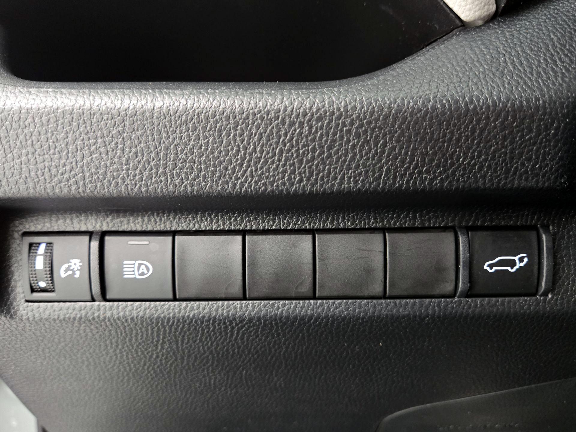 Thumbnail: 2023 Toyota RAV4 - 13