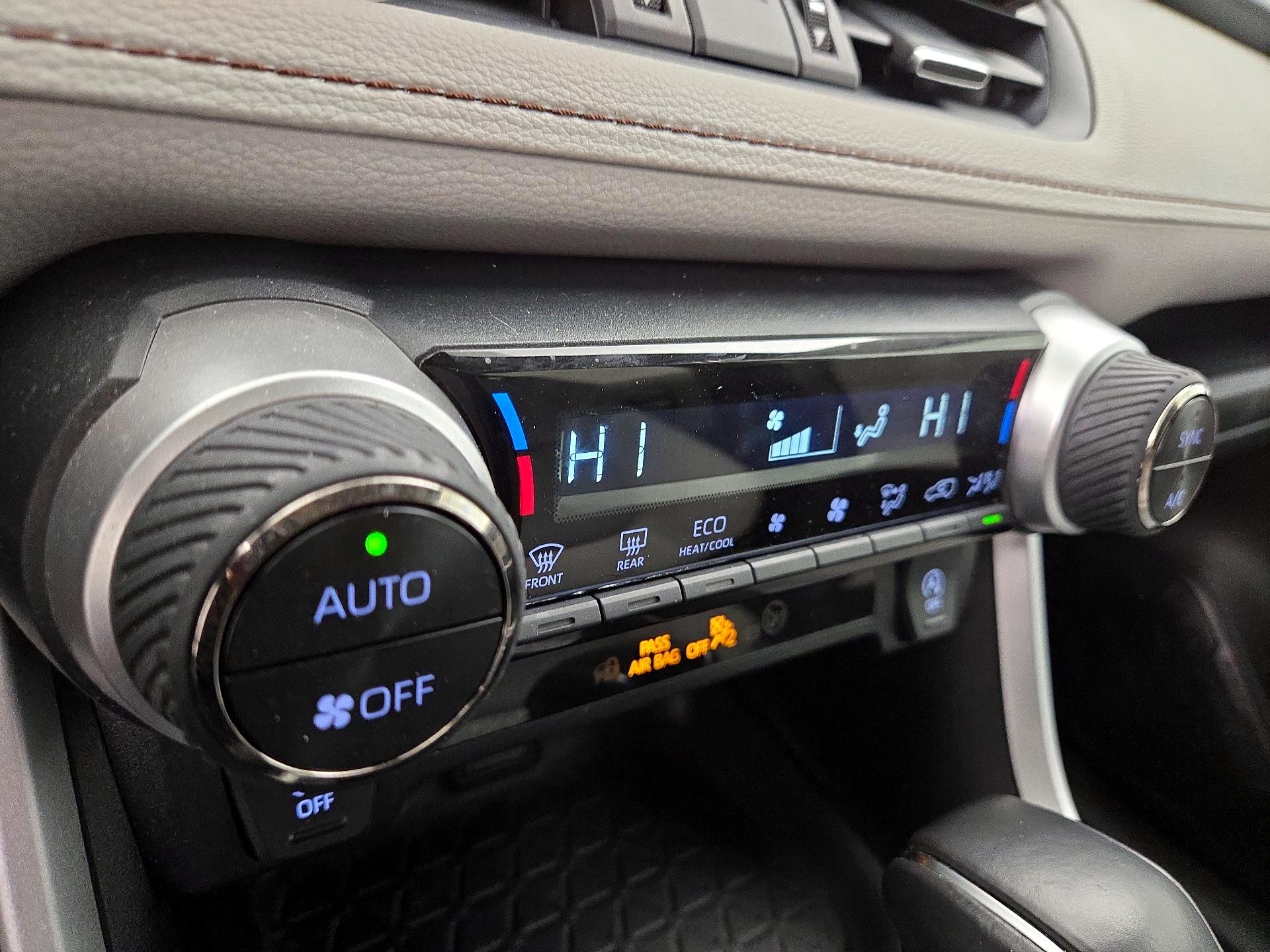 Thumbnail: 2023 Toyota RAV4 - 16