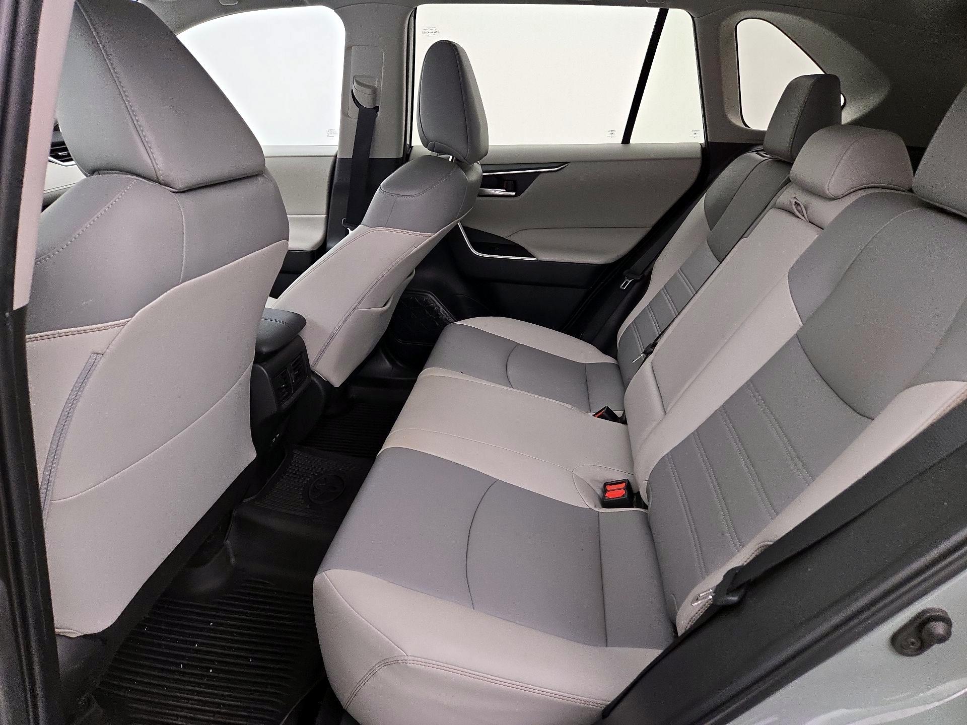 Thumbnail: 2023 Toyota RAV4 - 19