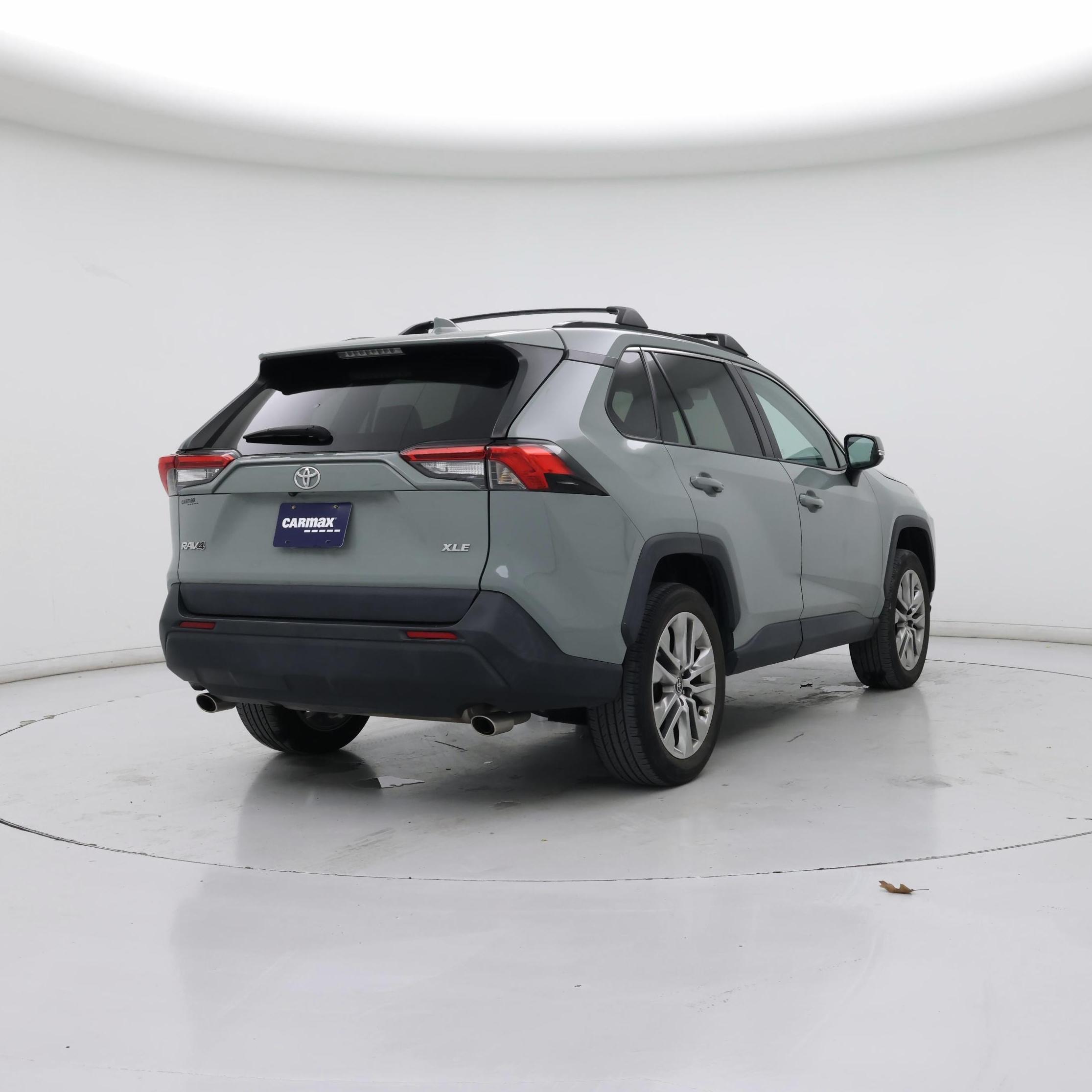 Thumbnail: 2023 Toyota RAV4 - 8