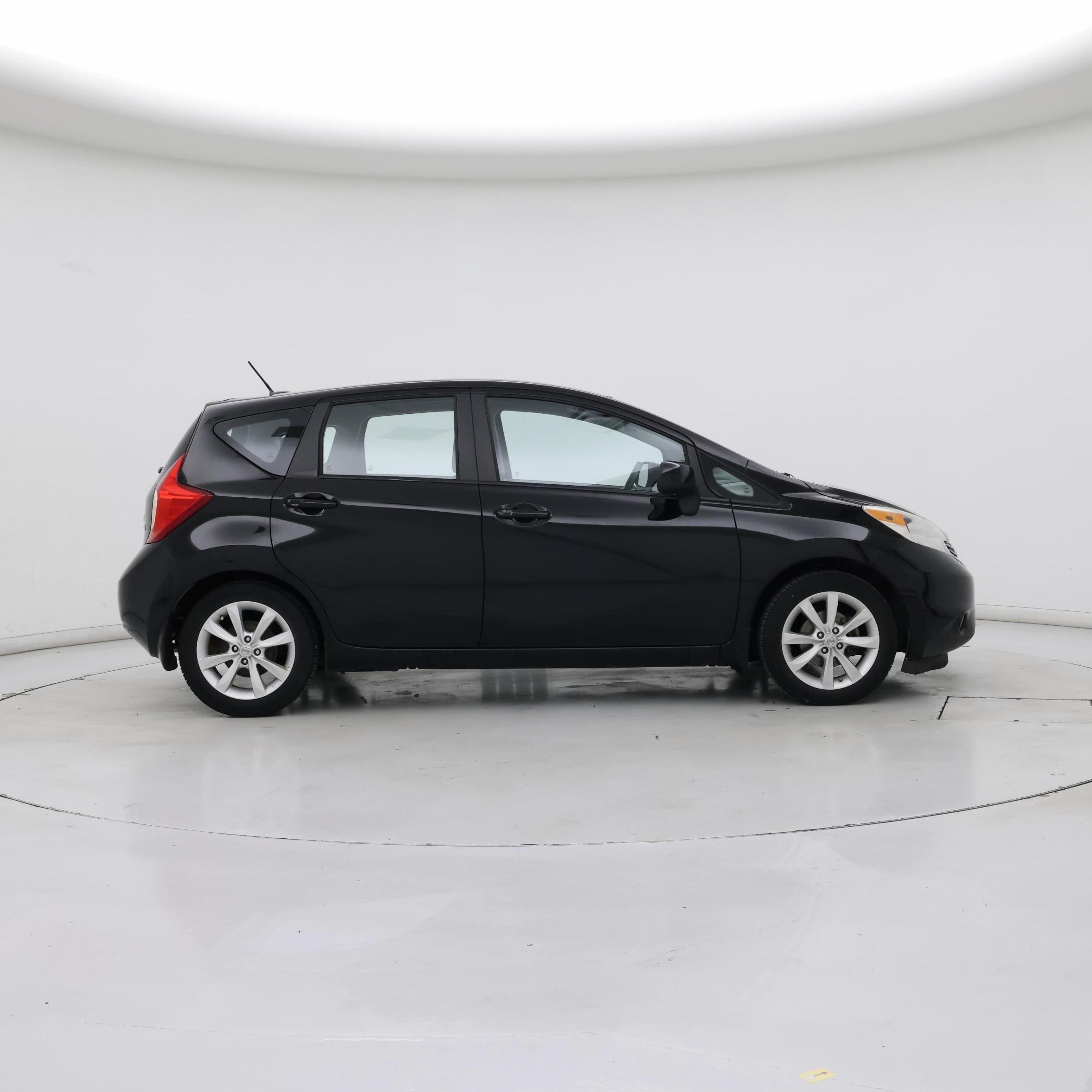 Thumbnail: 2014 Nissan Versa Note - 7