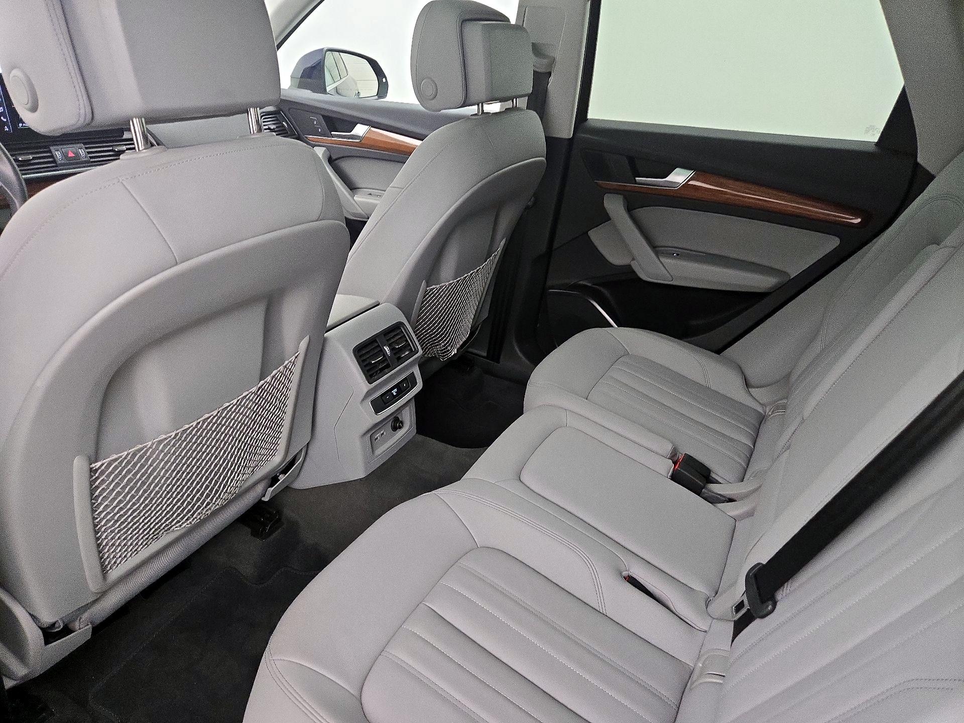 Thumbnail: 2022 Audi Q5 - 20